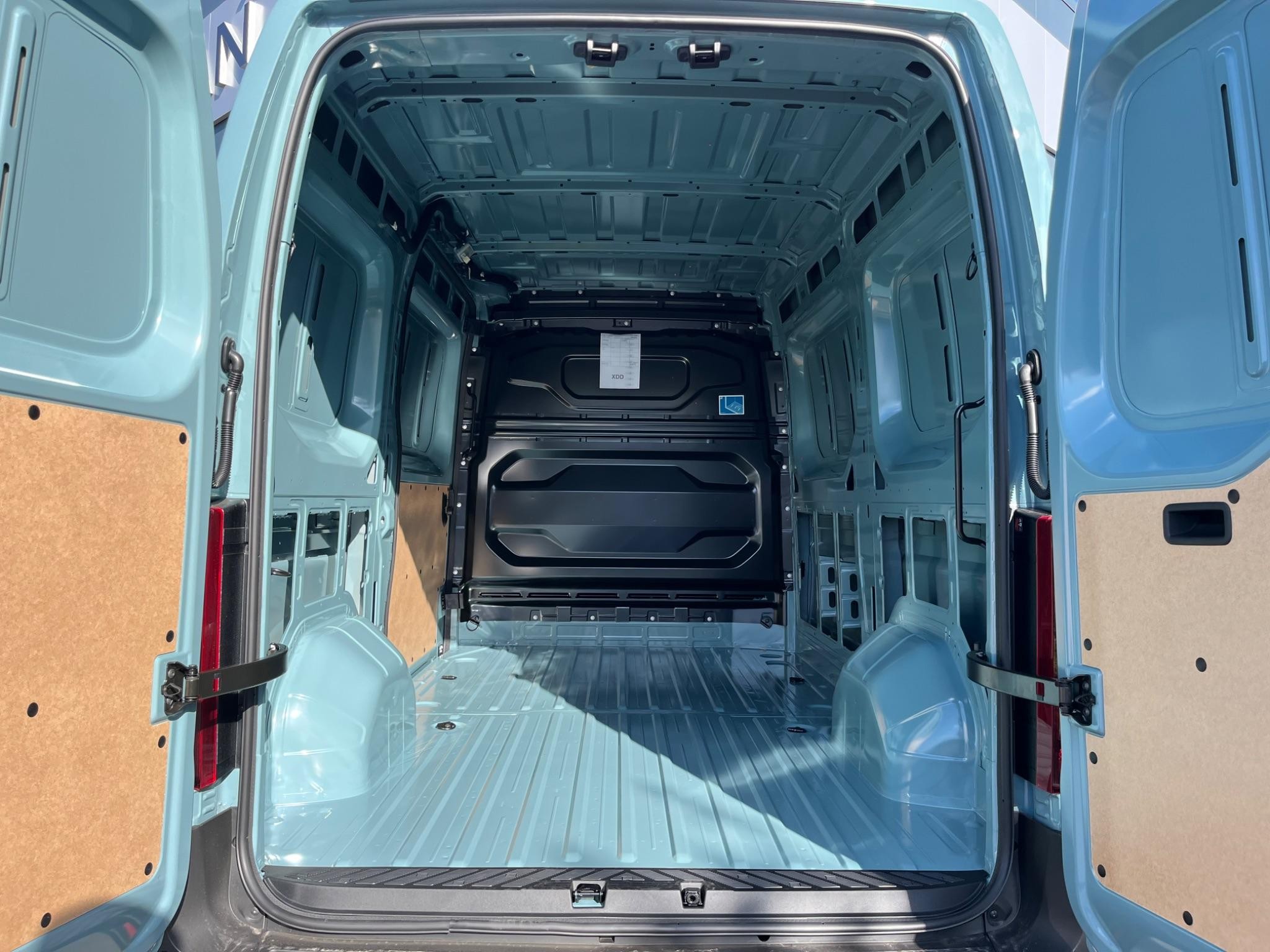 Nissan Interstar Image 5