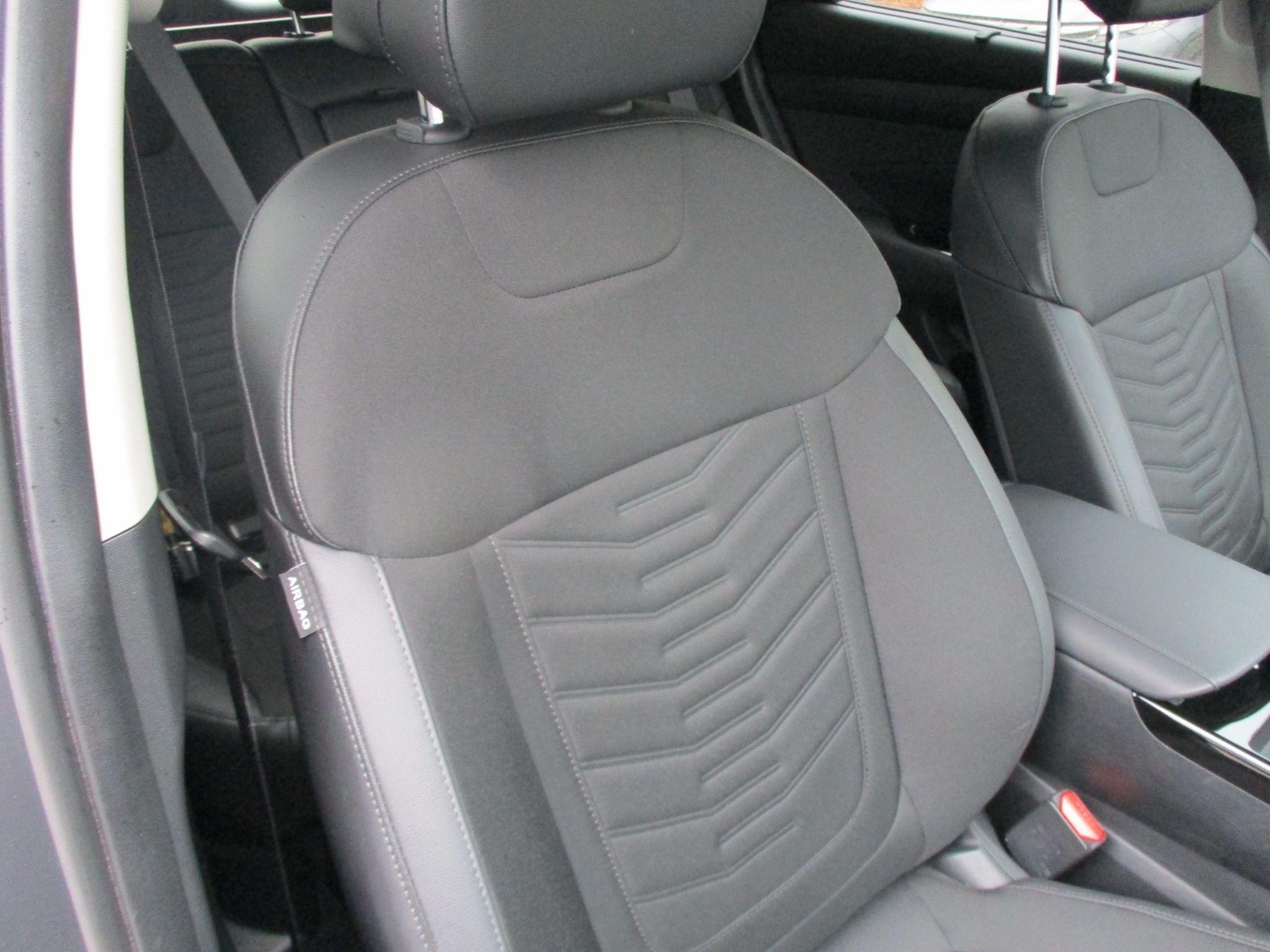 Hyundai TUCSON Image 16