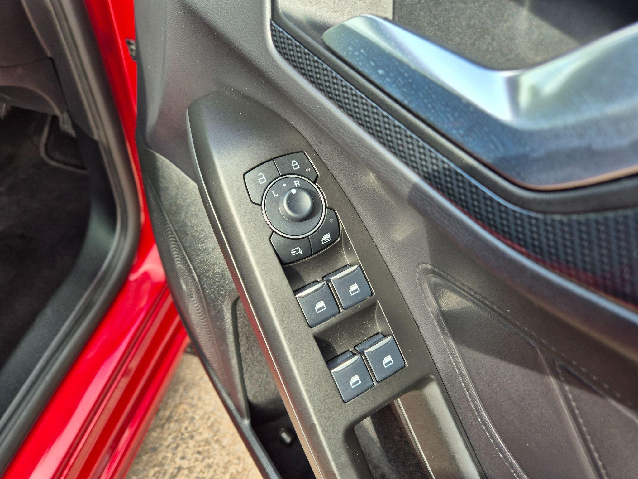 Ford Focus Estate Image 25