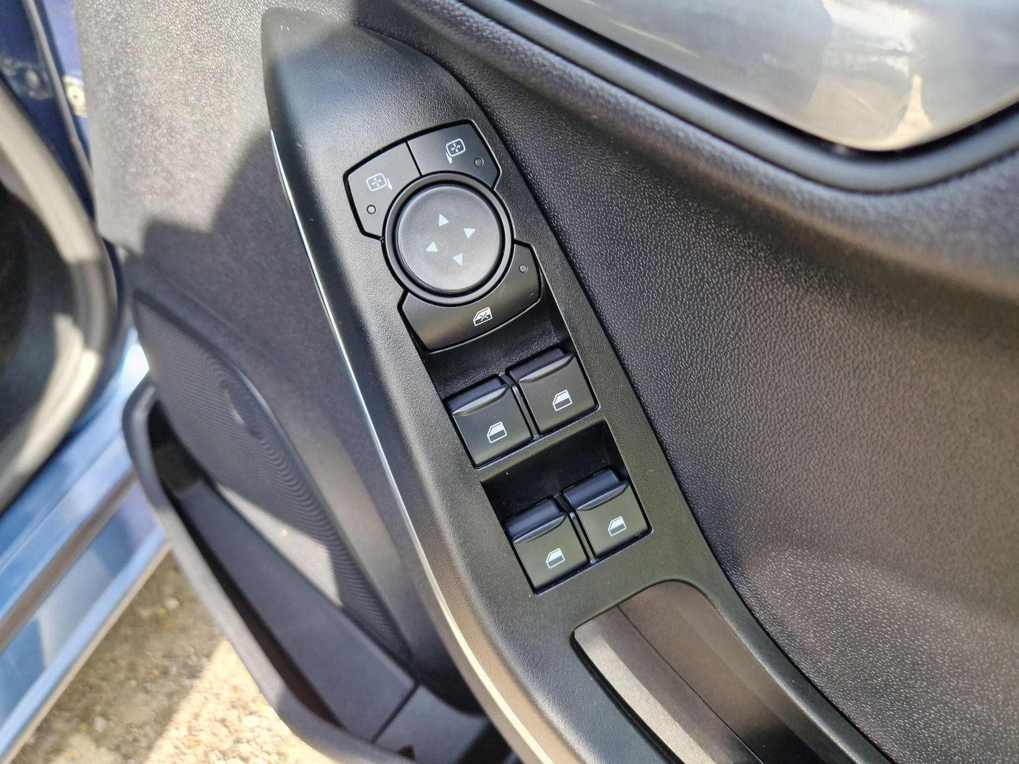 Ford Fiesta Image 20