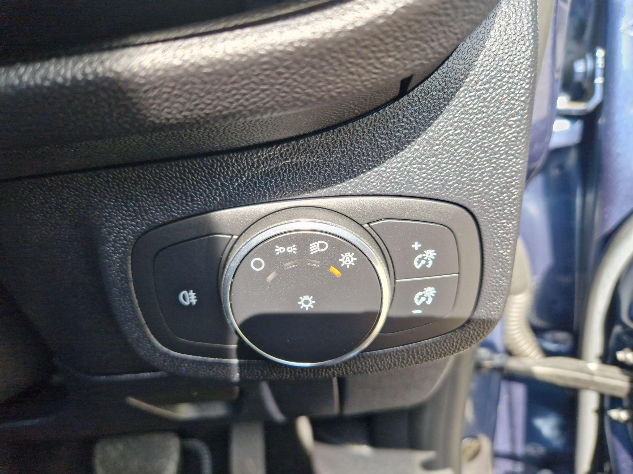 Ford Fiesta Image 21