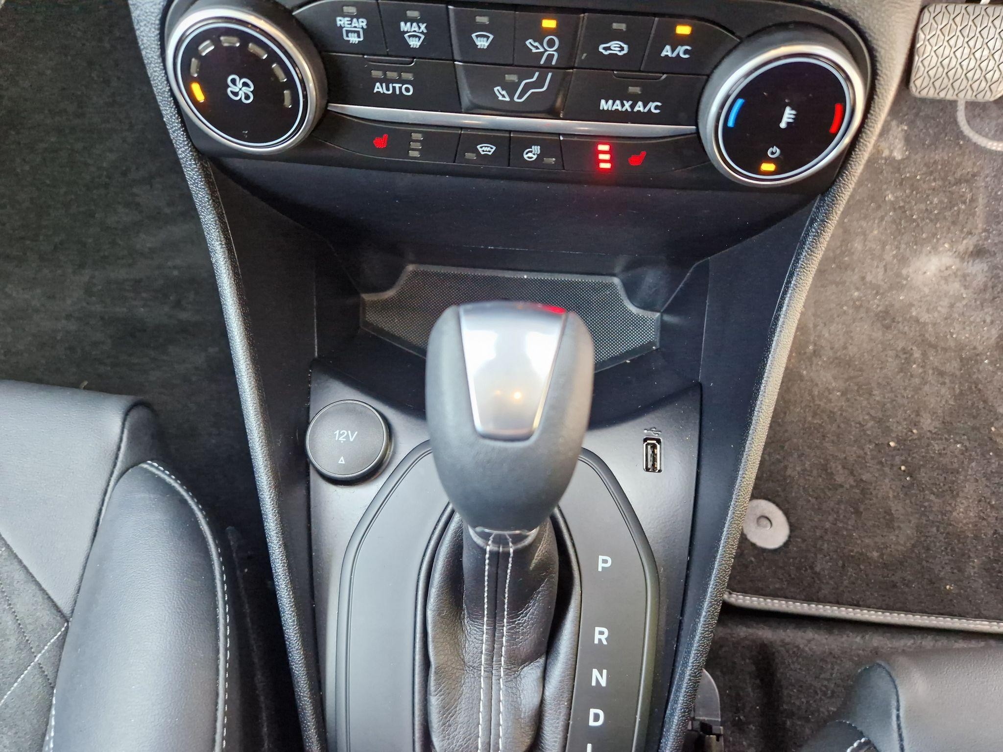 Ford Fiesta Image 24
