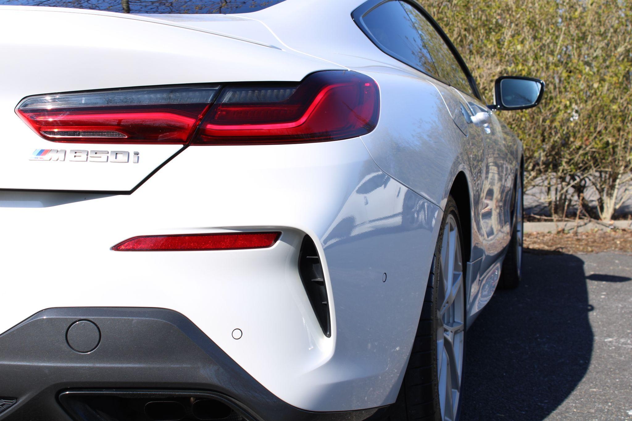 BMW 8 Series Image 9