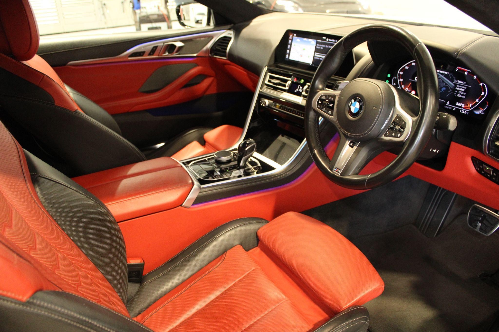 BMW 8 Series Image 12