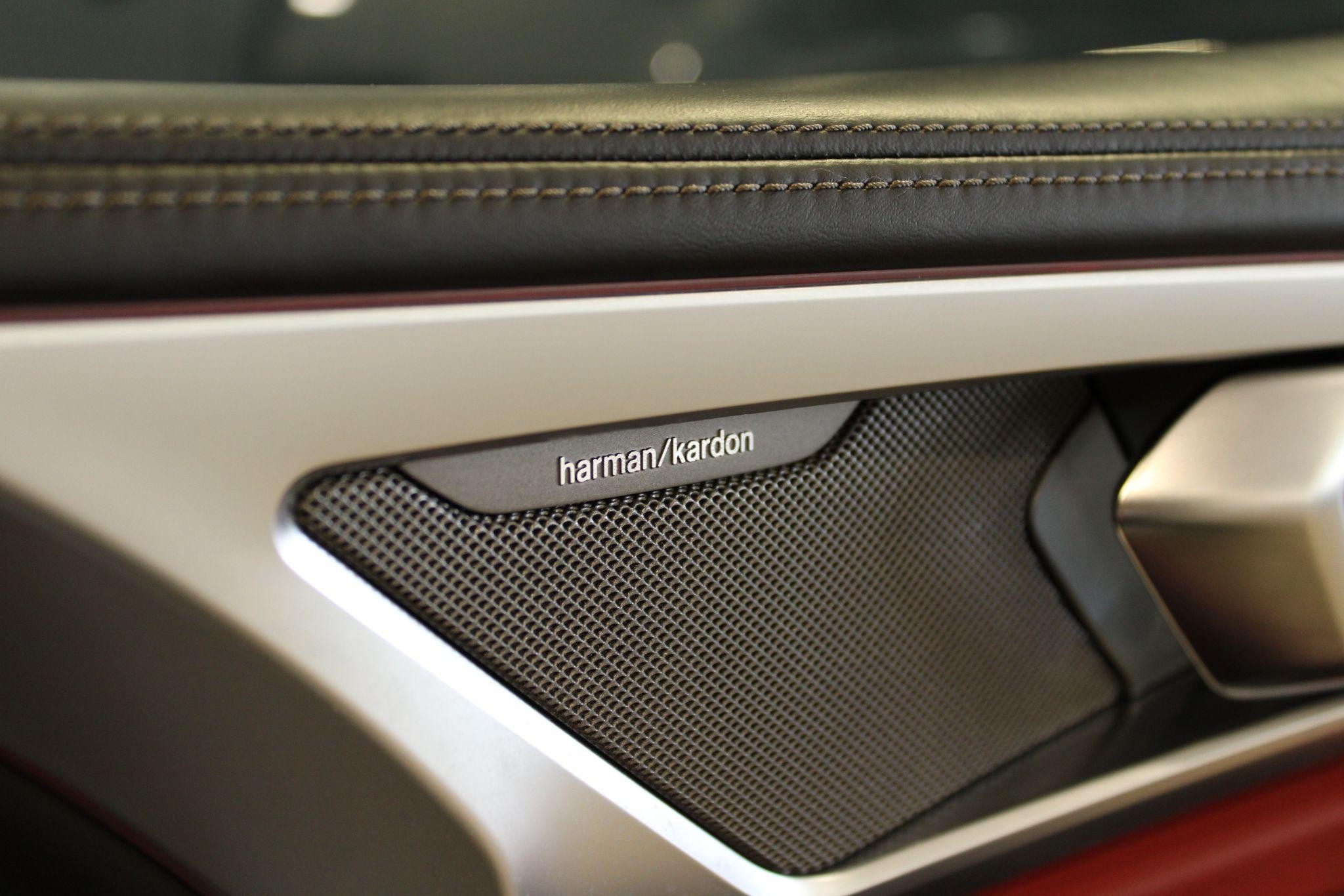 BMW 8 Series Image 18