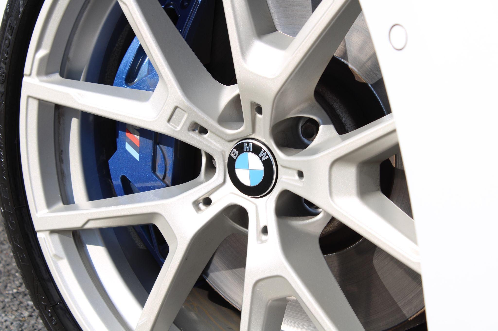 BMW 8 Series Image 21