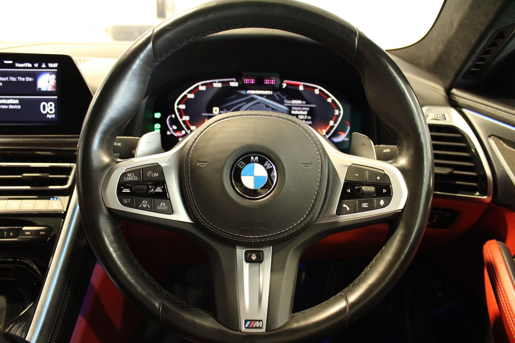 BMW 8 Series Image 28