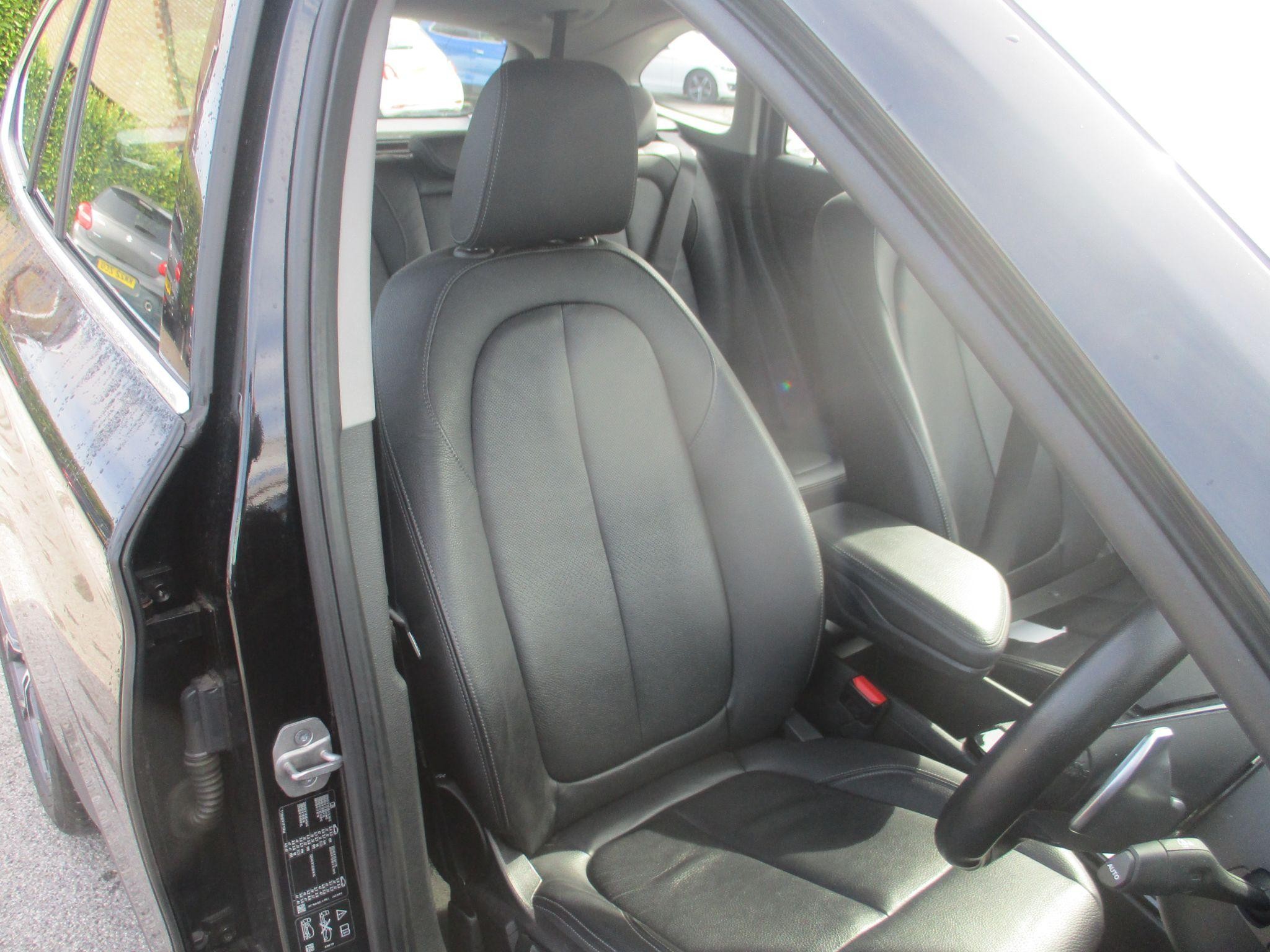 BMW X1 Image 11
