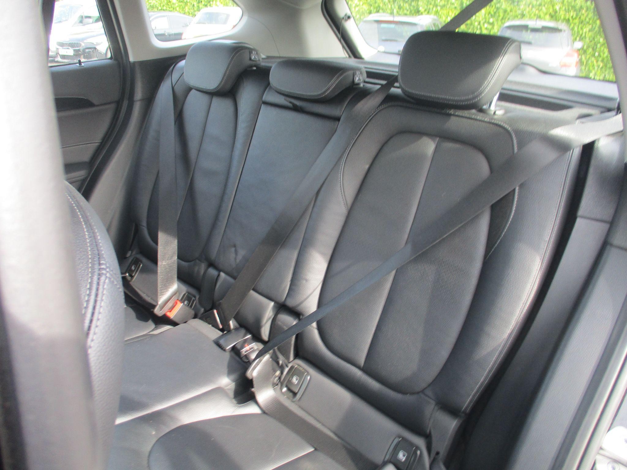 BMW X1 Image 16
