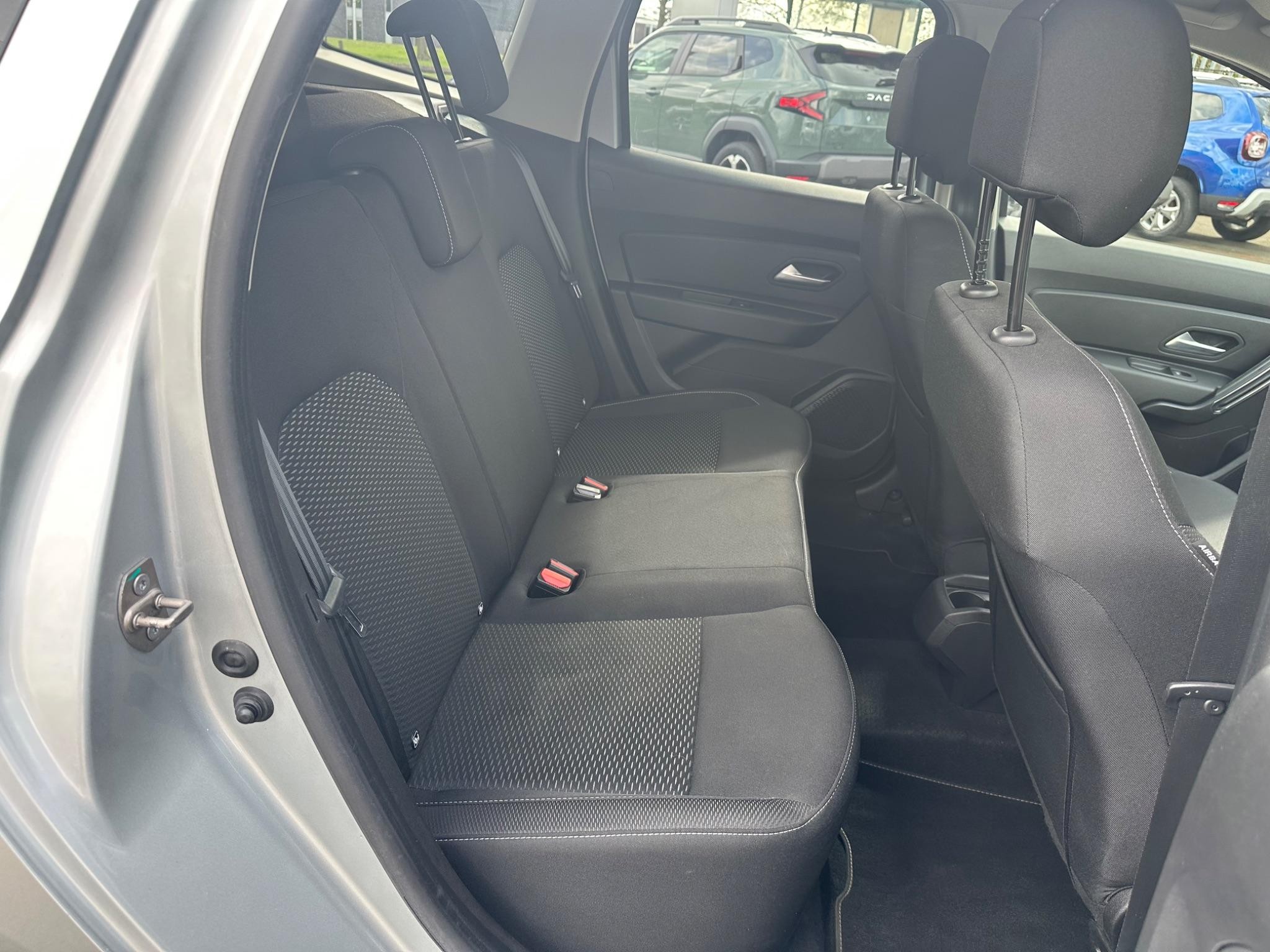 Dacia Duster Image 21