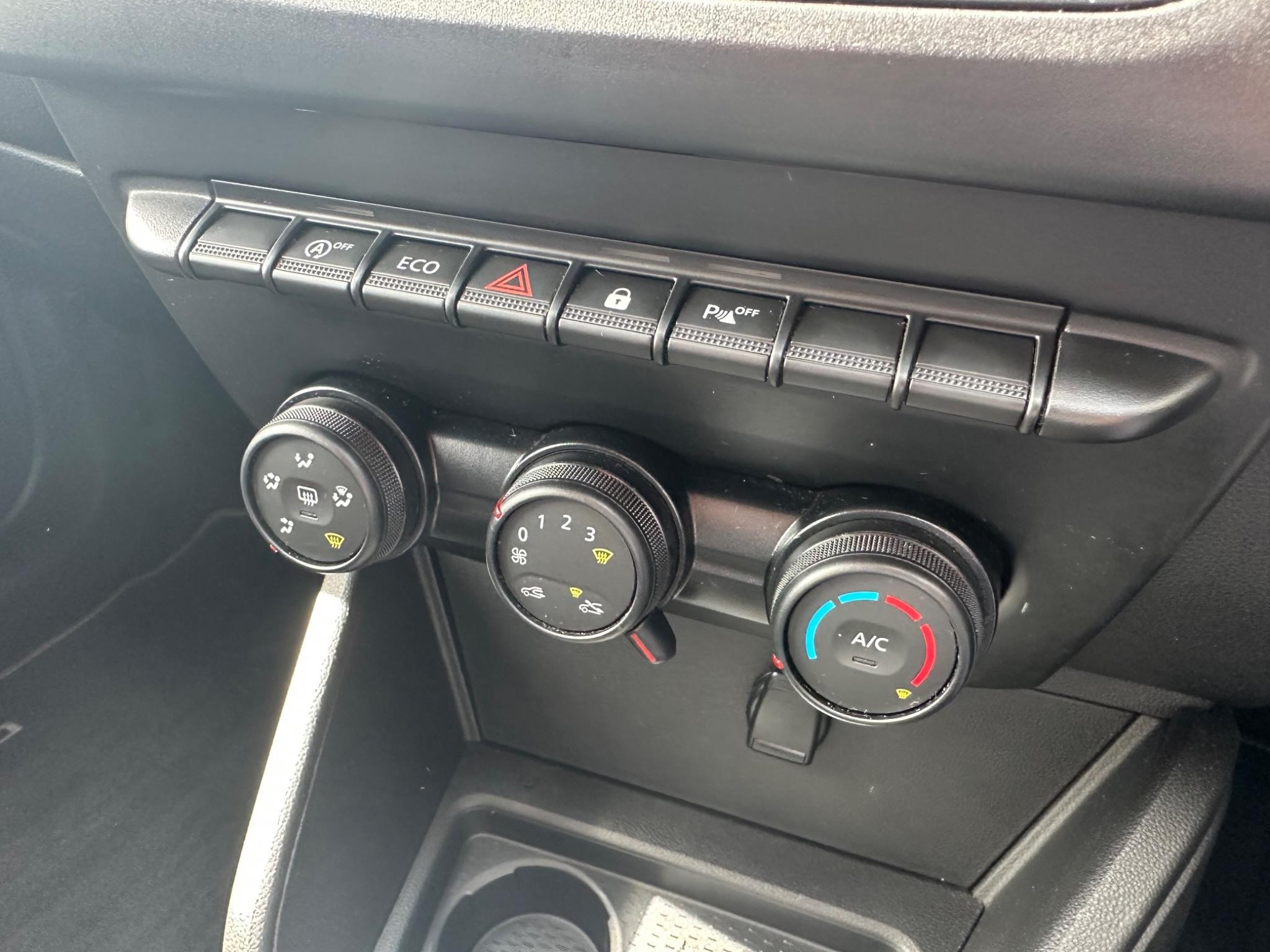 Dacia Duster Image 32