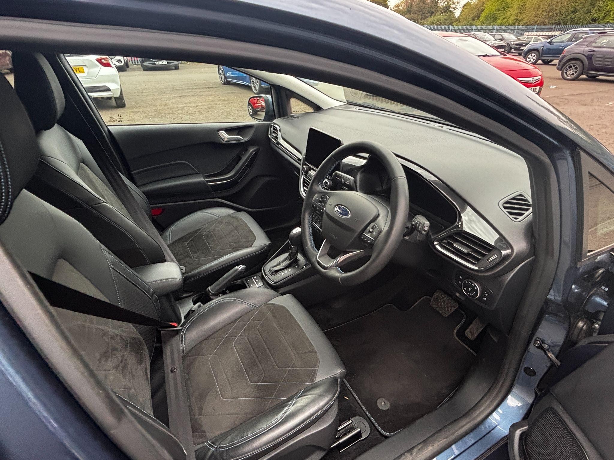 Ford Fiesta Image 11
