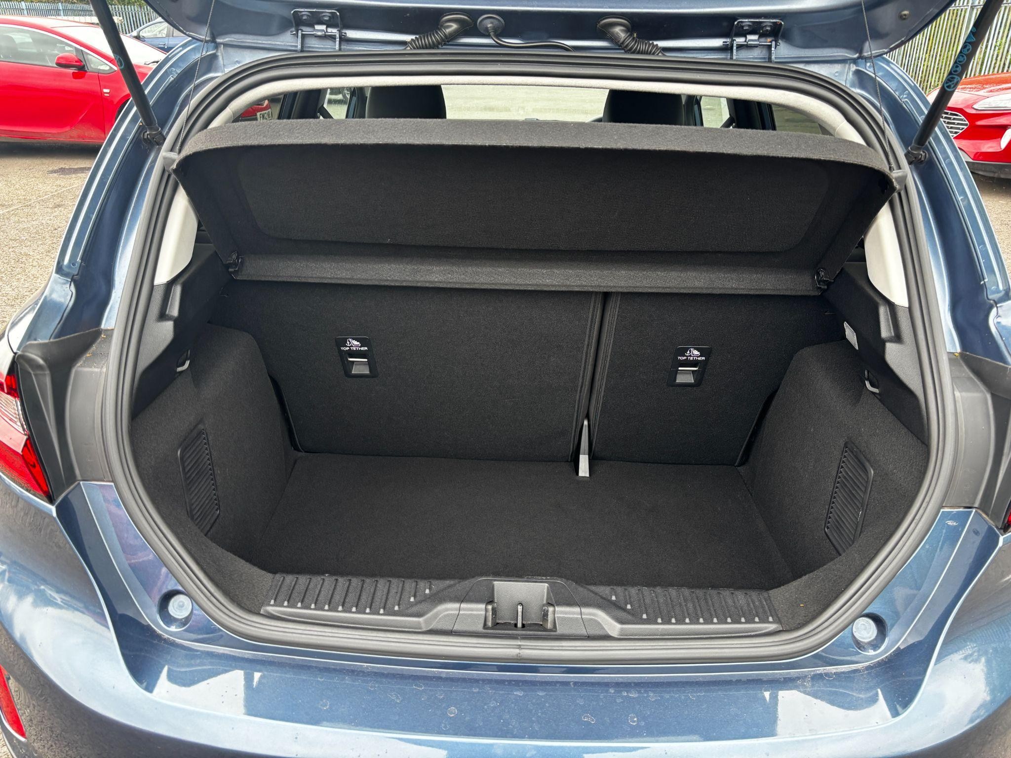 Ford Fiesta Image 23