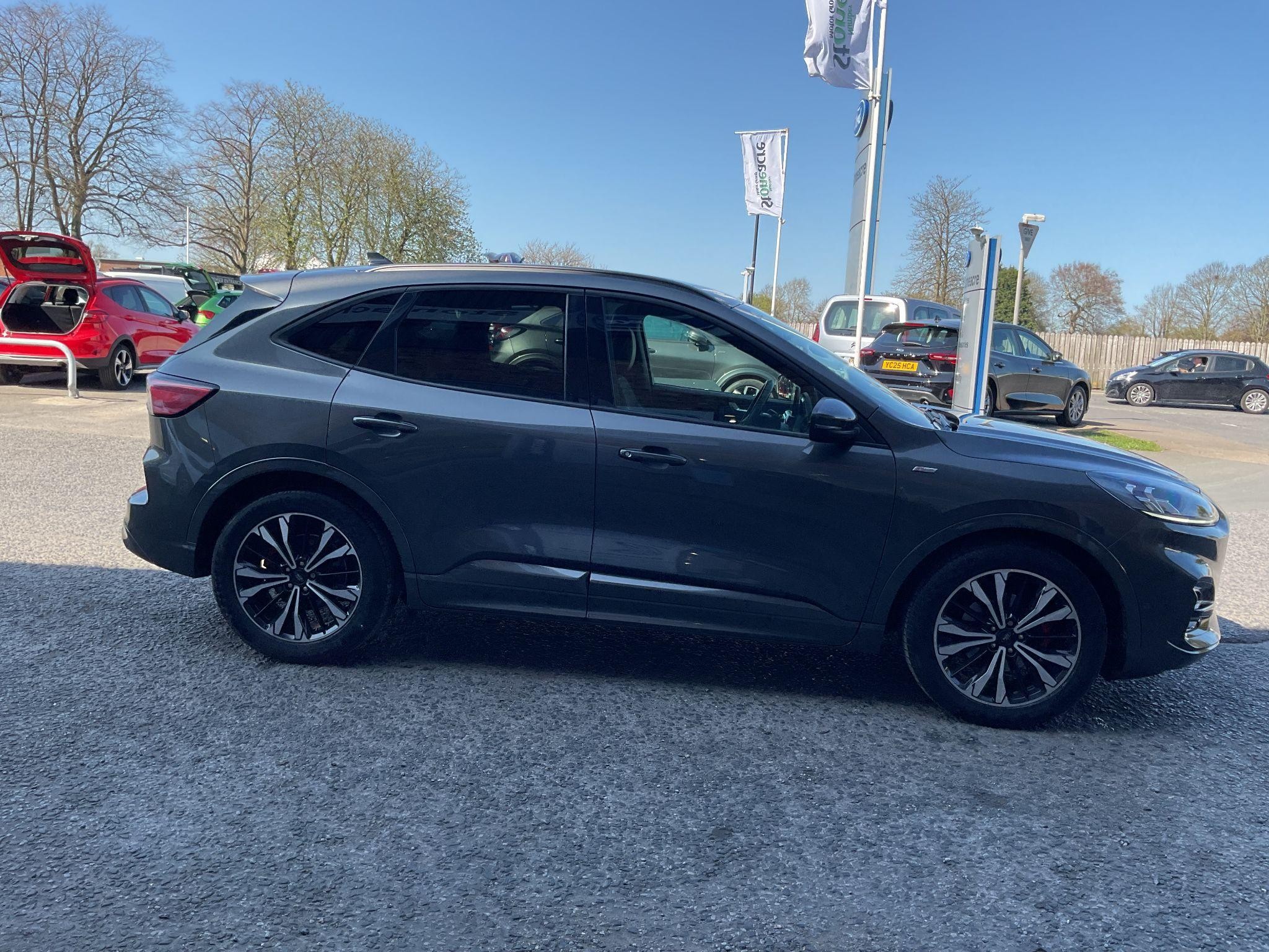 Ford Kuga Image 6