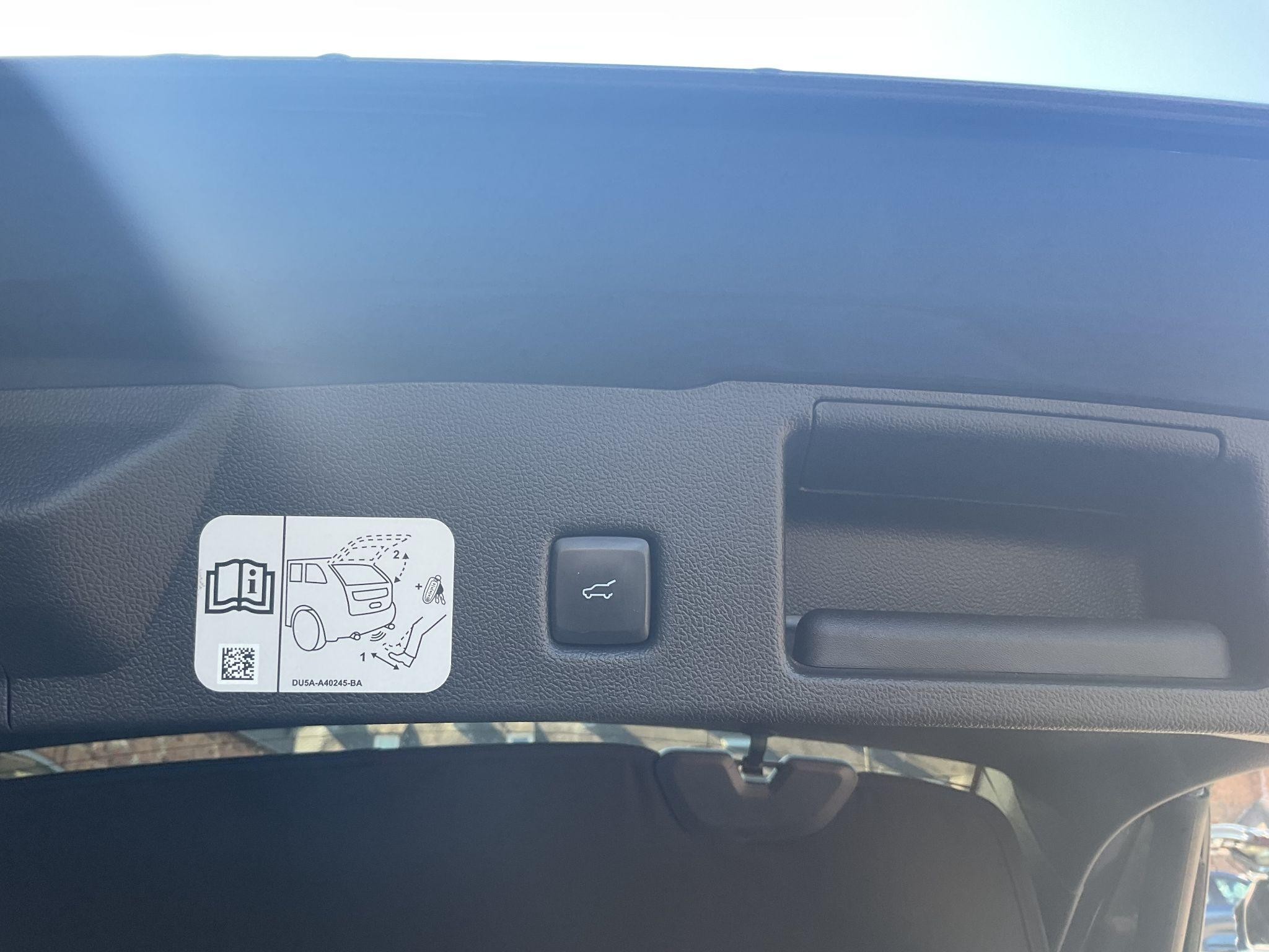 Ford Kuga Image 12