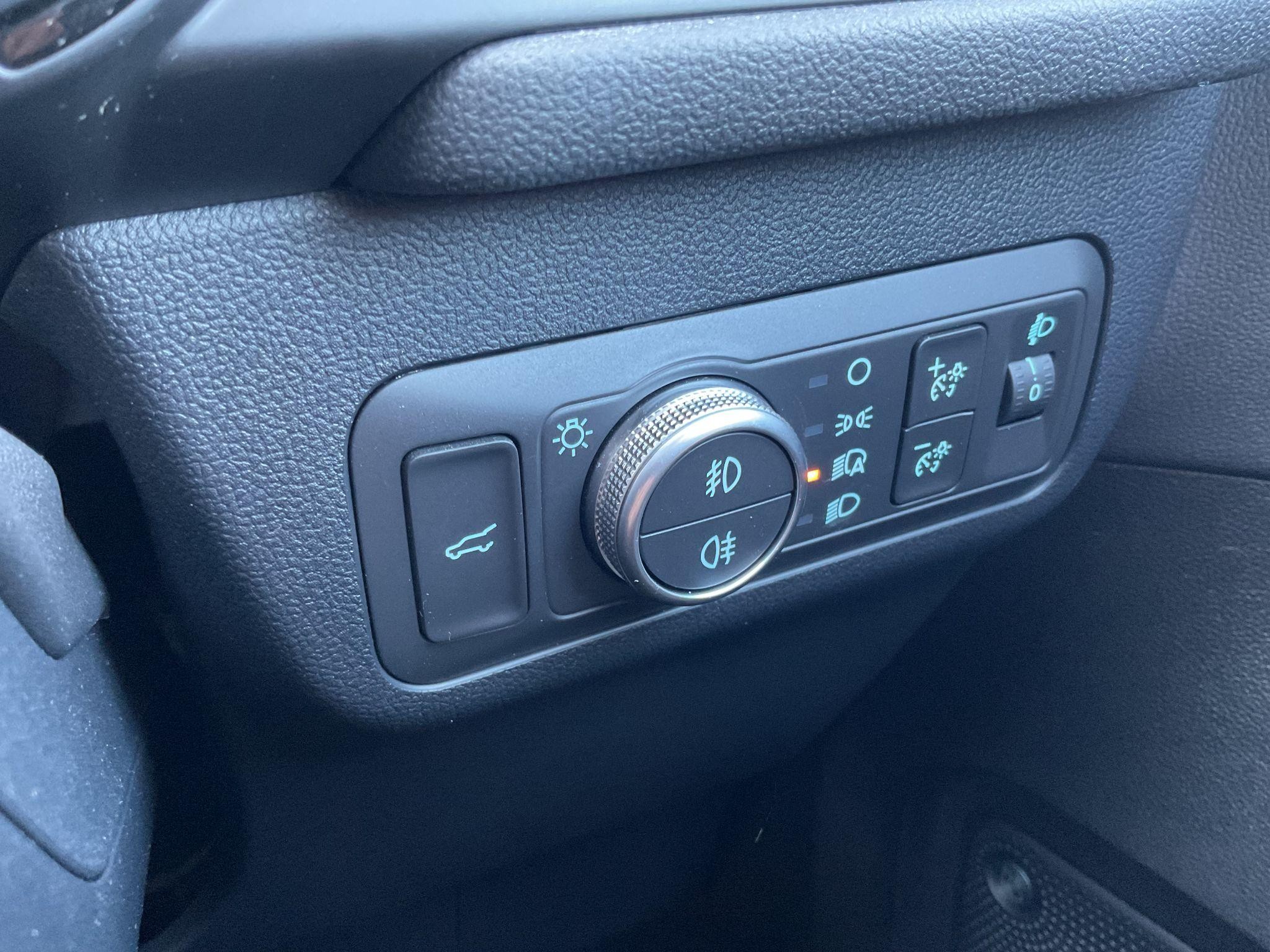 Ford Kuga Image 16
