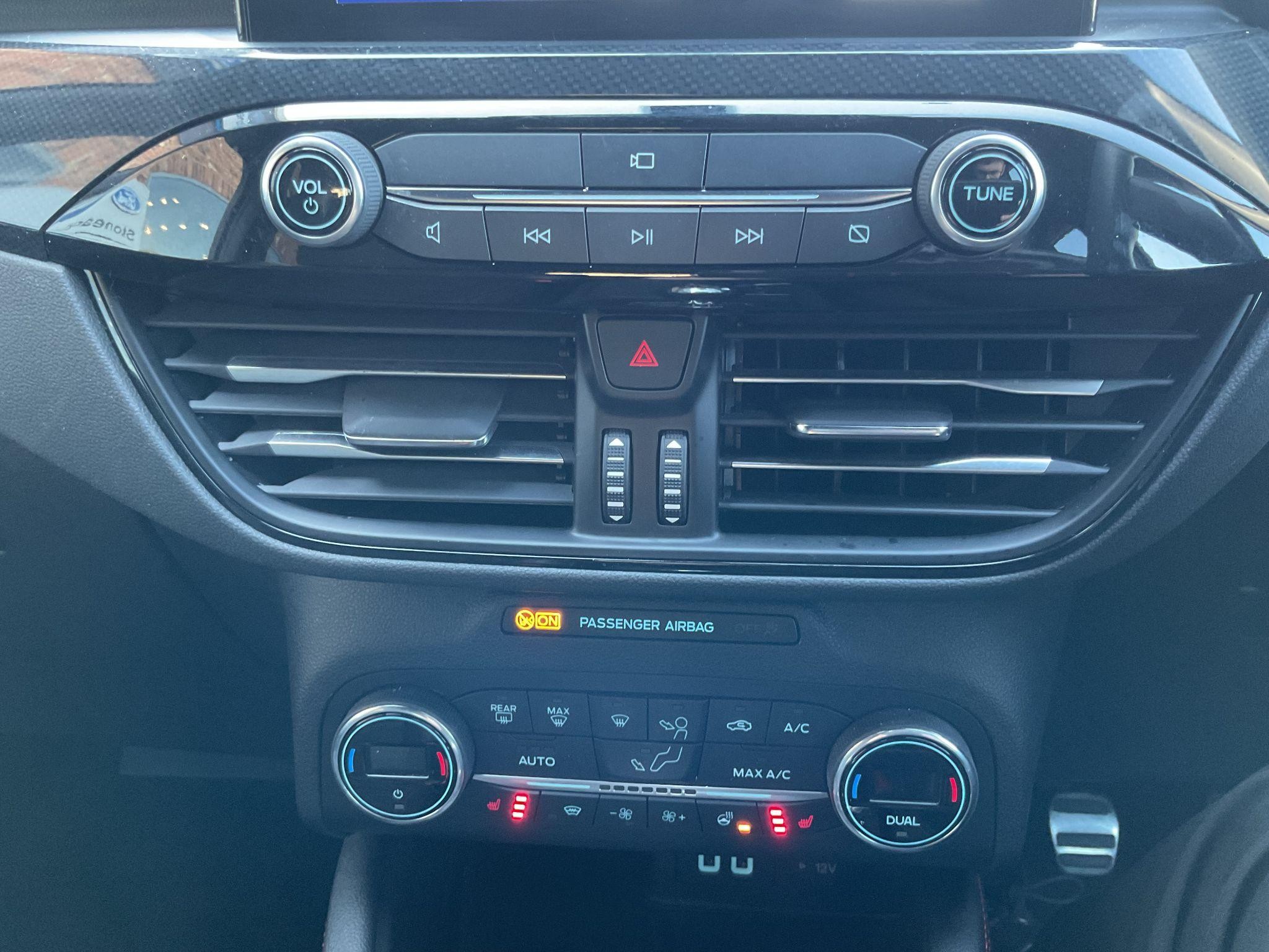Ford Kuga Image 23