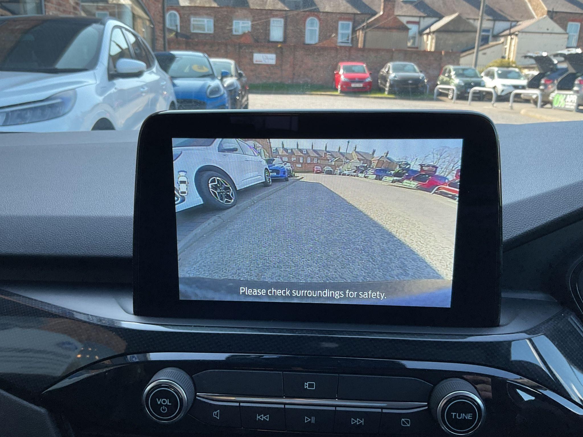 Ford Kuga Image 24