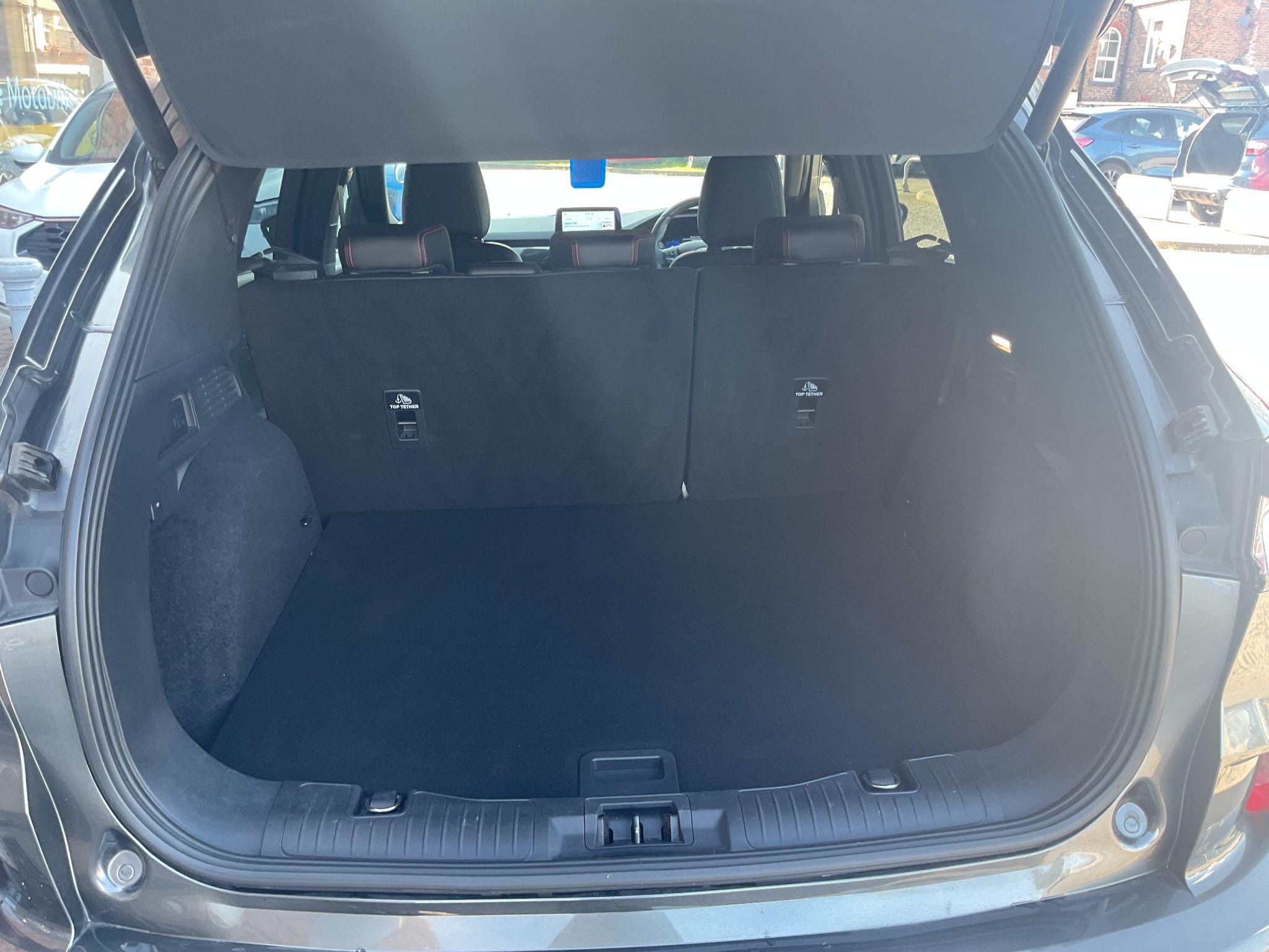Ford Kuga Image 28