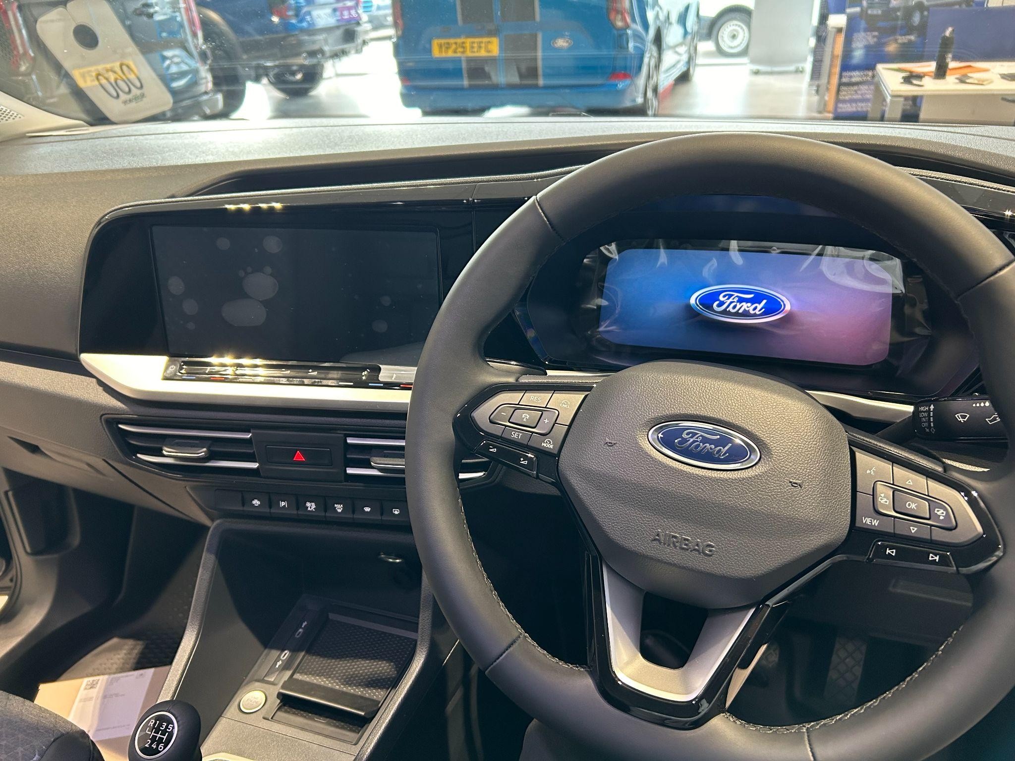 Ford Transit Connect Image 12