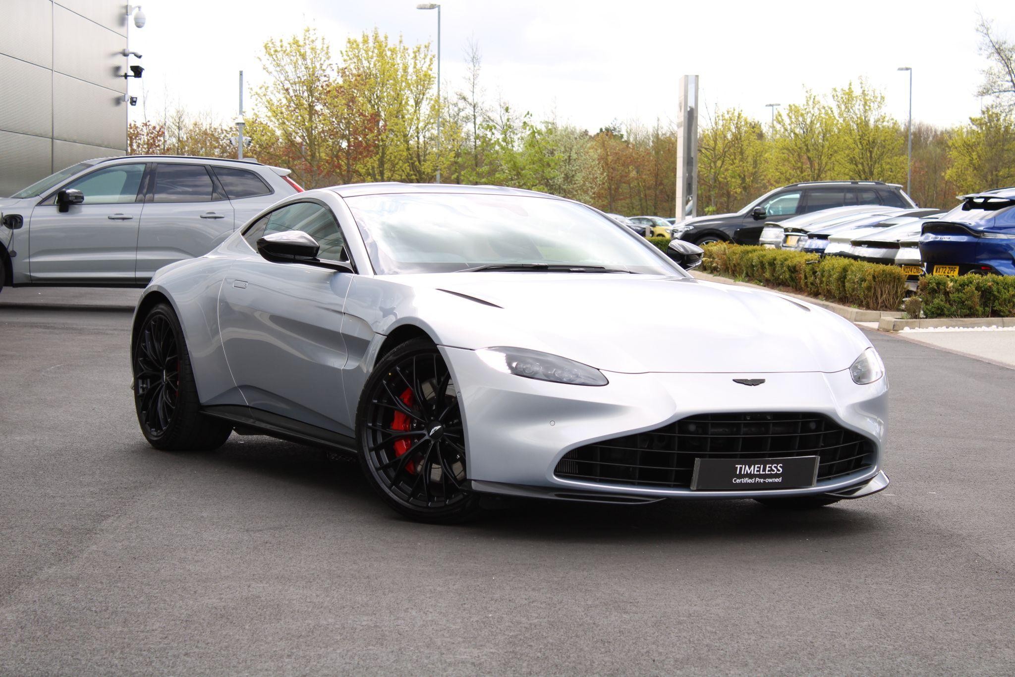 Aston Martin Vantage Image 14