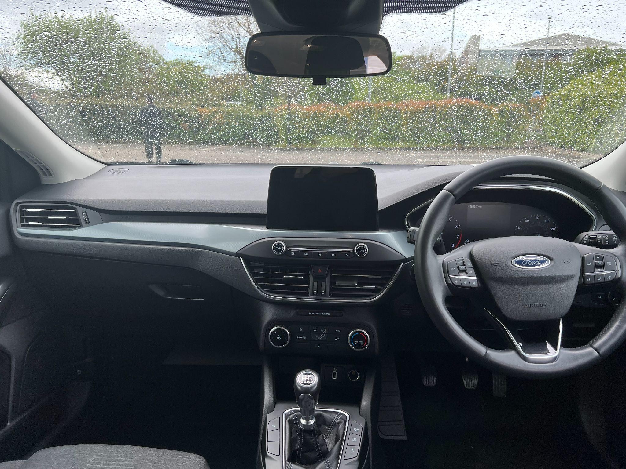 Ford Focus Image 24