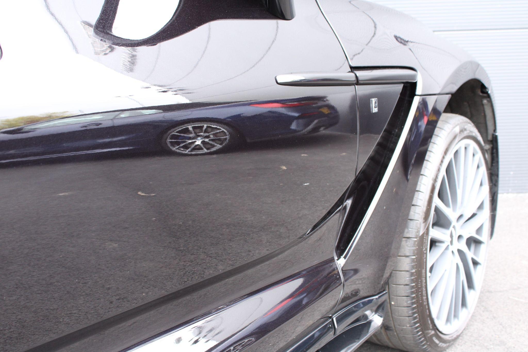 Aston Martin DBX Image 27