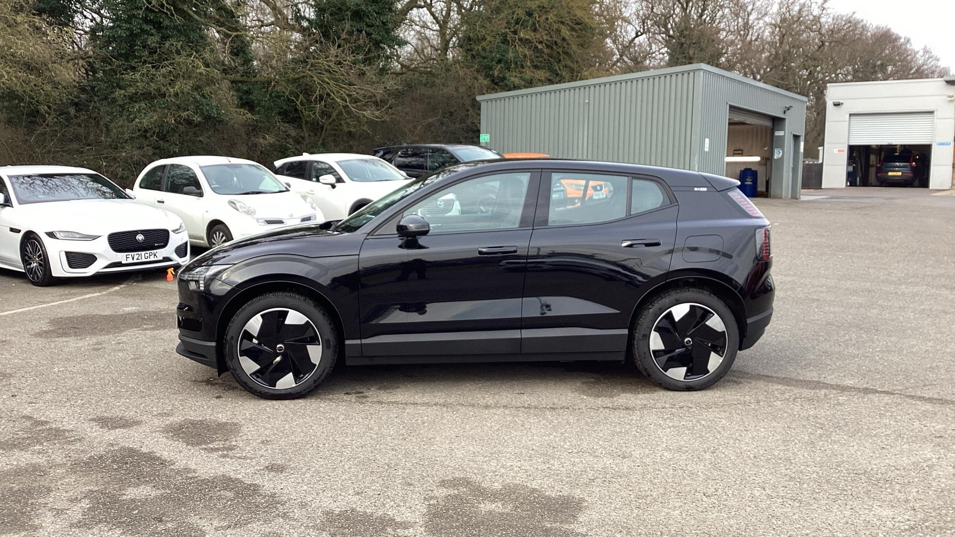 Volvo EX30 Image 8