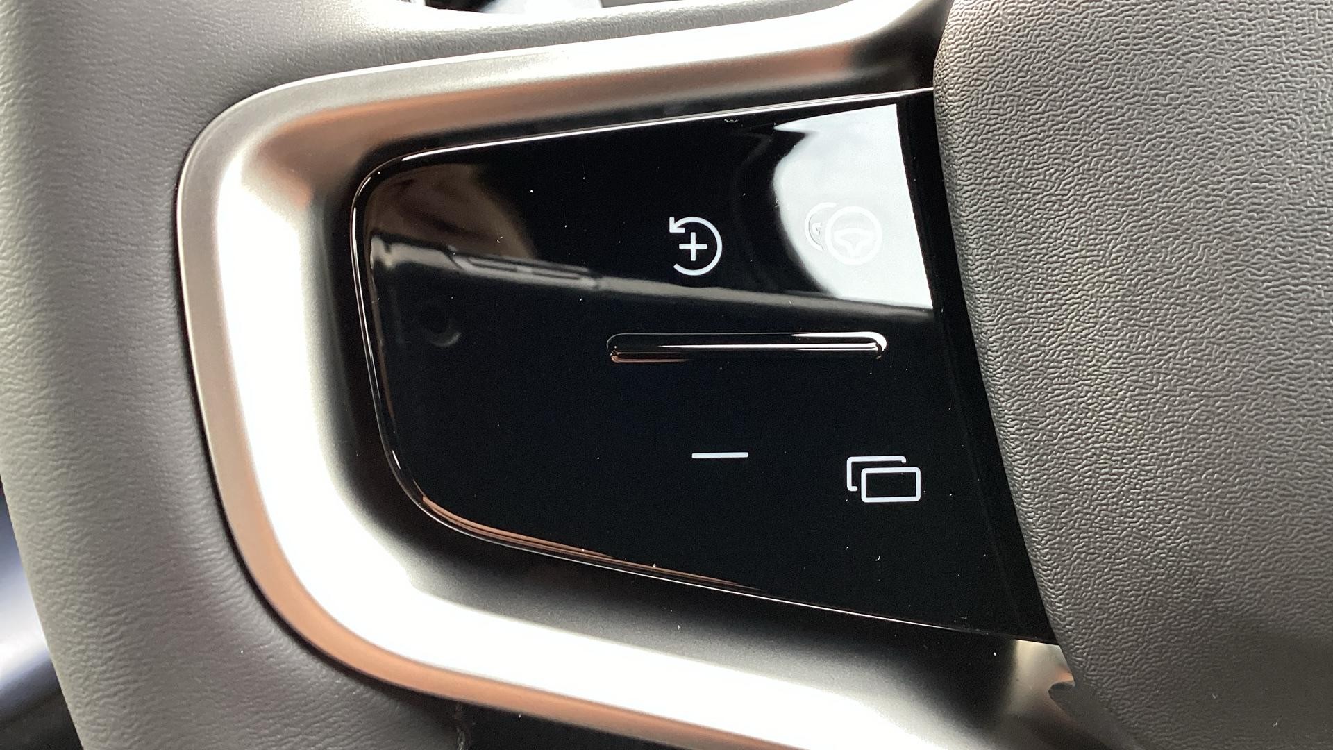 Volvo EX30 Image 18