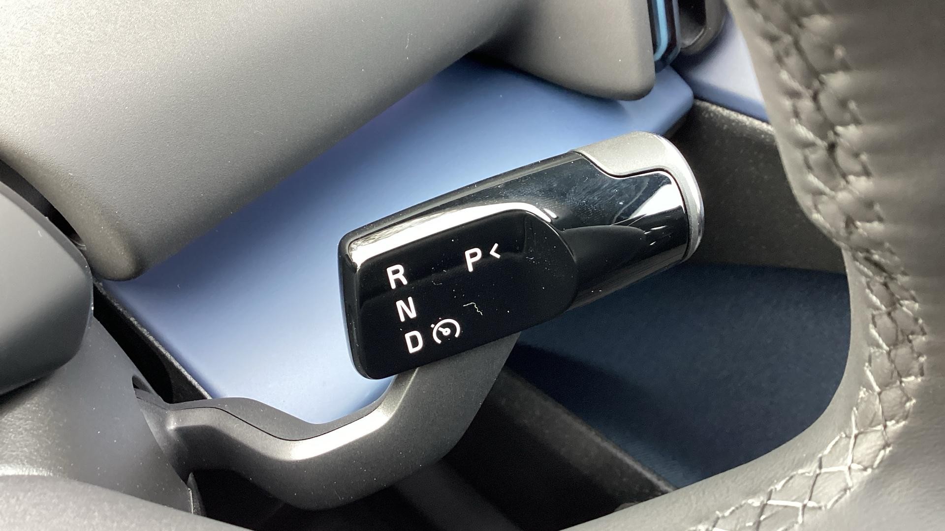 Volvo EX30 Image 25