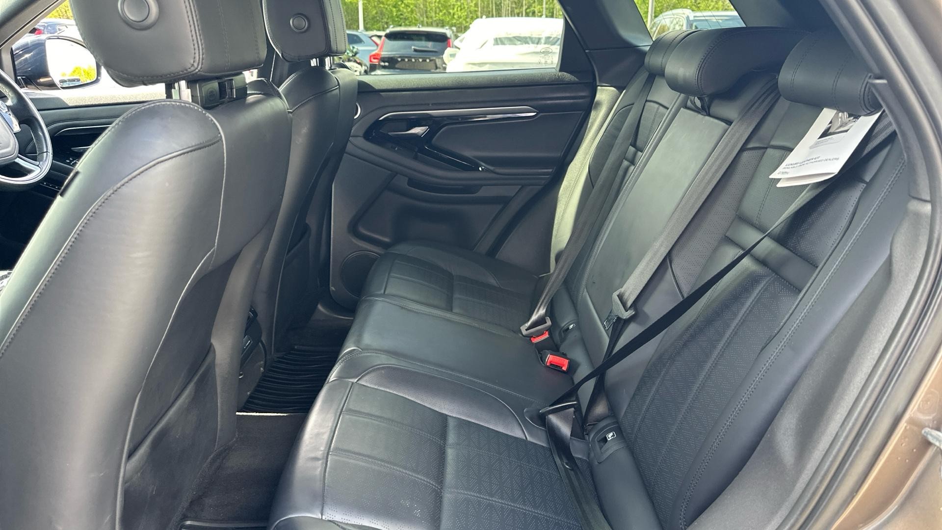 Land Rover Range Rover Evoque Image 10