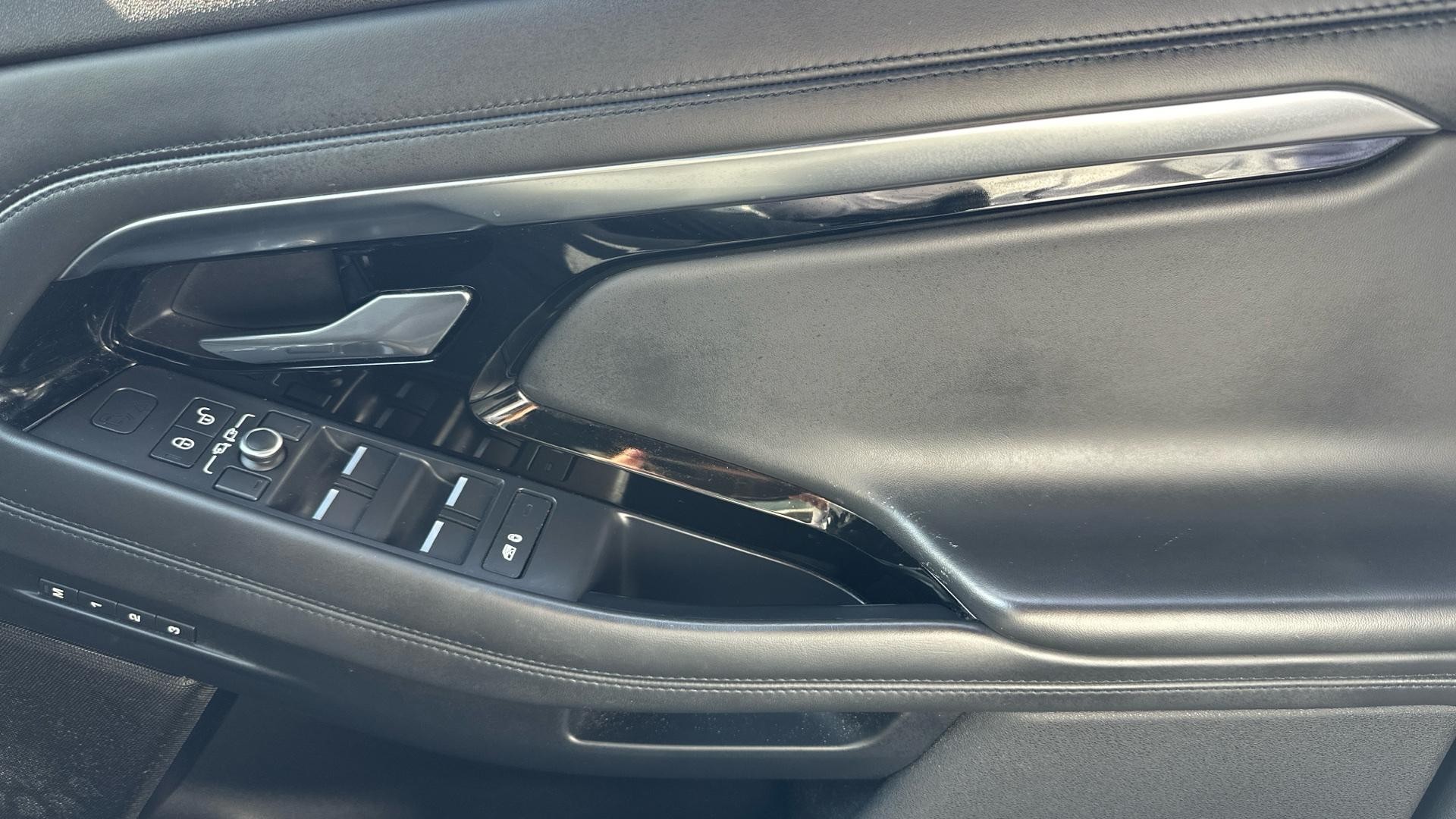 Land Rover Range Rover Evoque Image 15