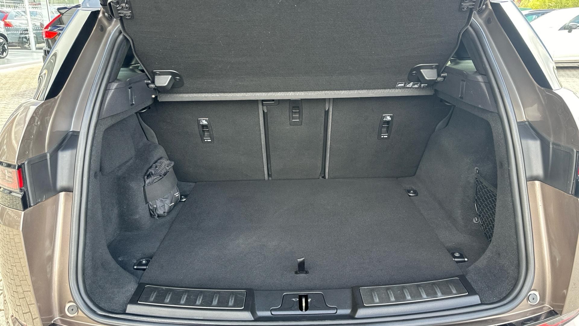 Land Rover Range Rover Evoque Image 17