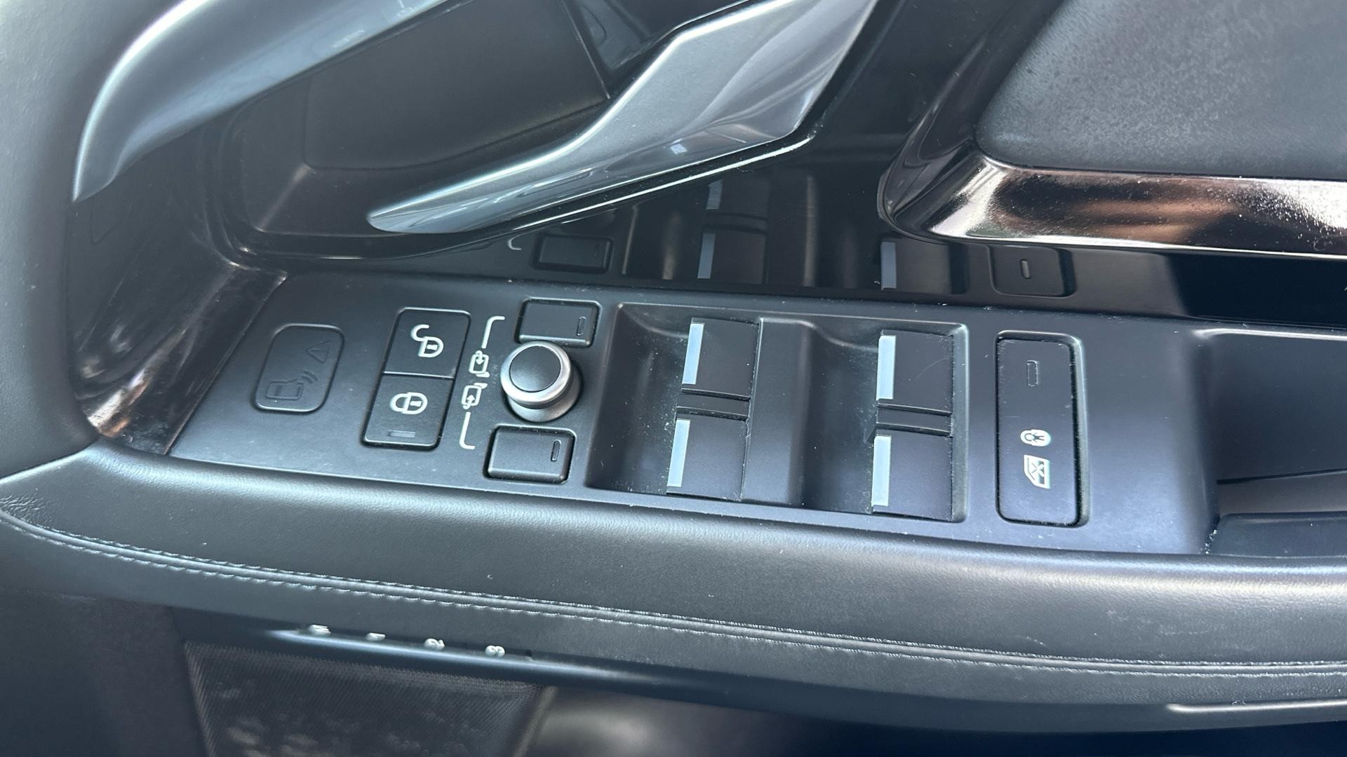 Land Rover Range Rover Evoque Image 26