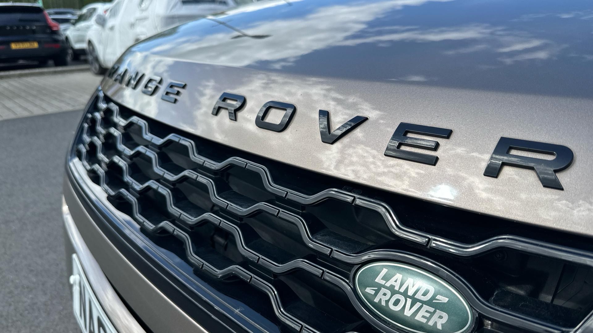 Land Rover Range Rover Evoque Image 35