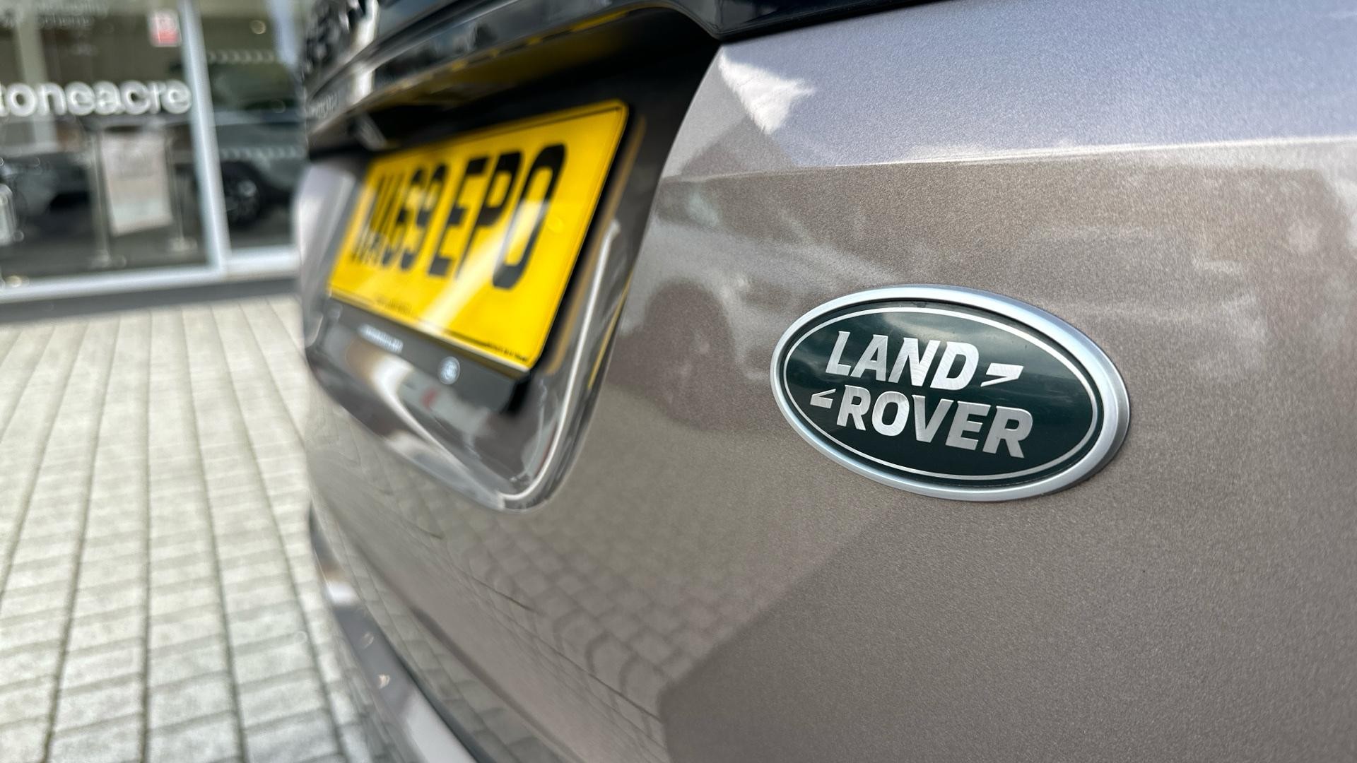 Land Rover Range Rover Evoque Image 36