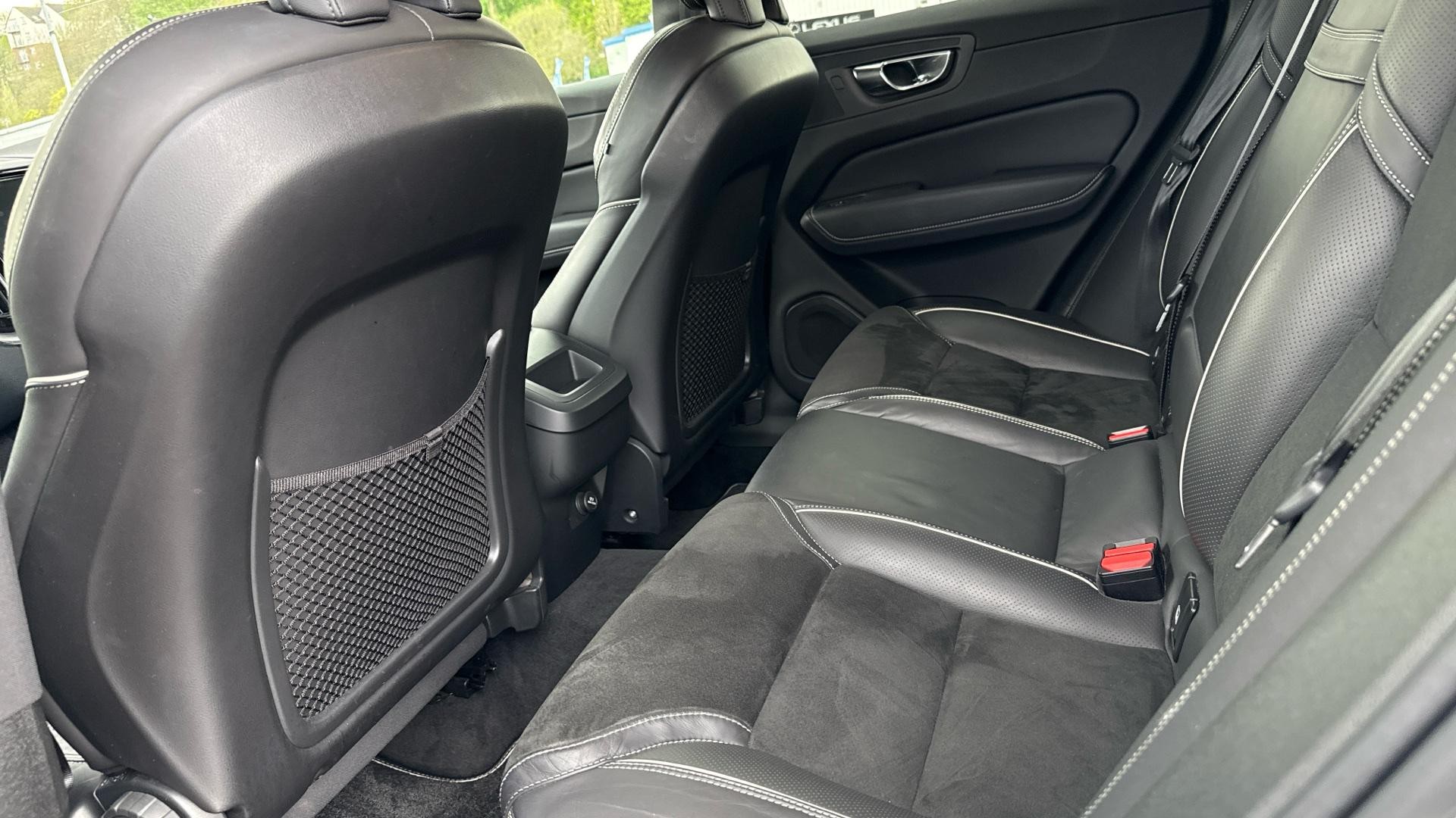 Volvo XC60 Image 10