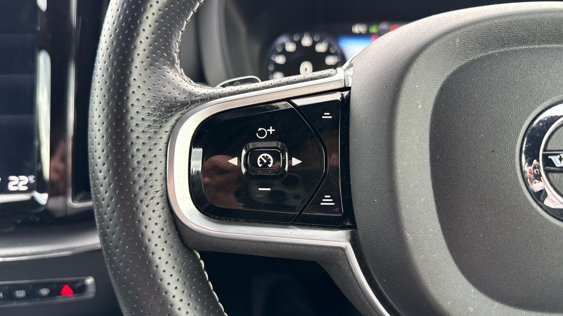 Volvo XC60 Image 18