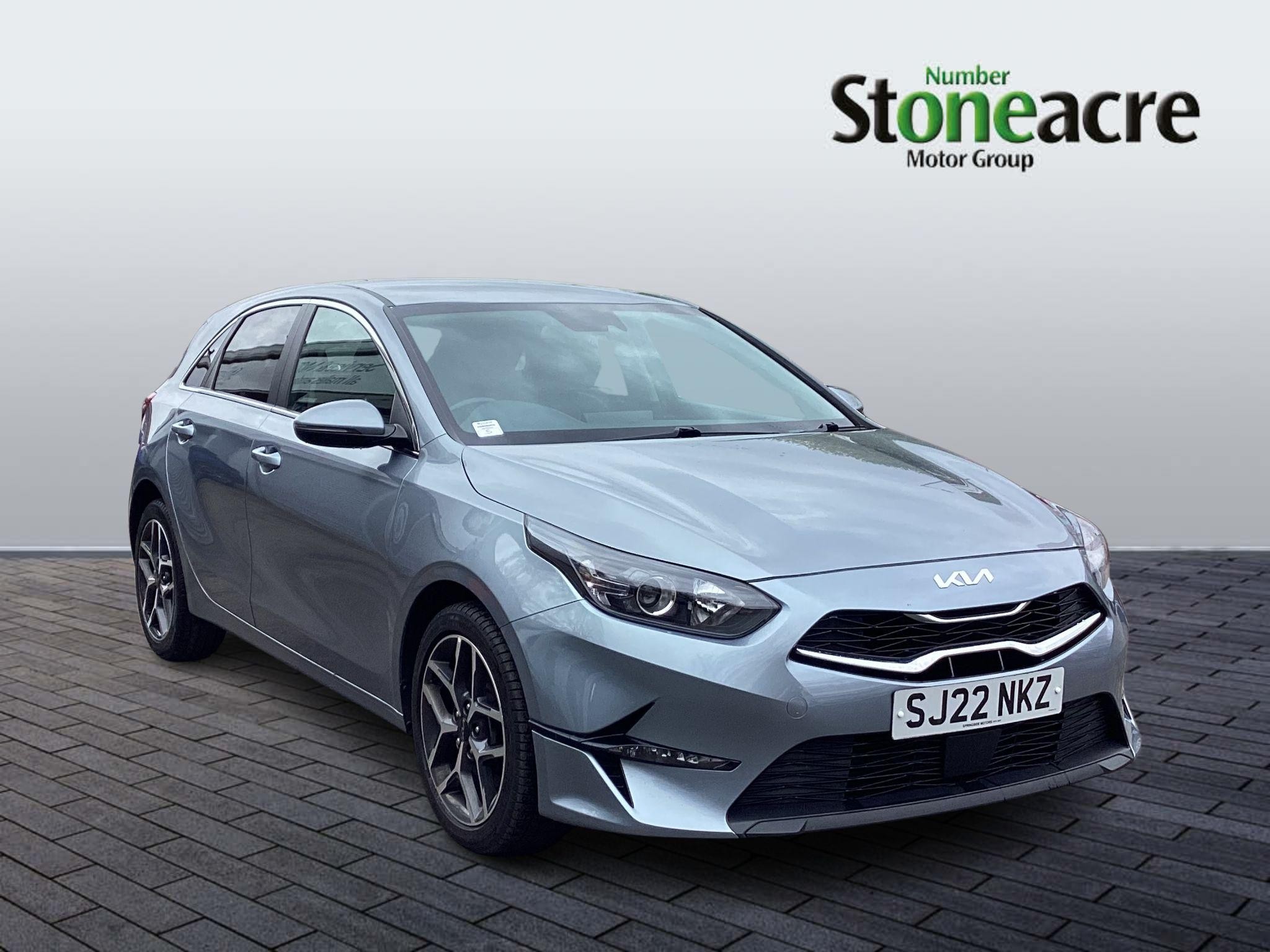 Kia Ceed Image 1