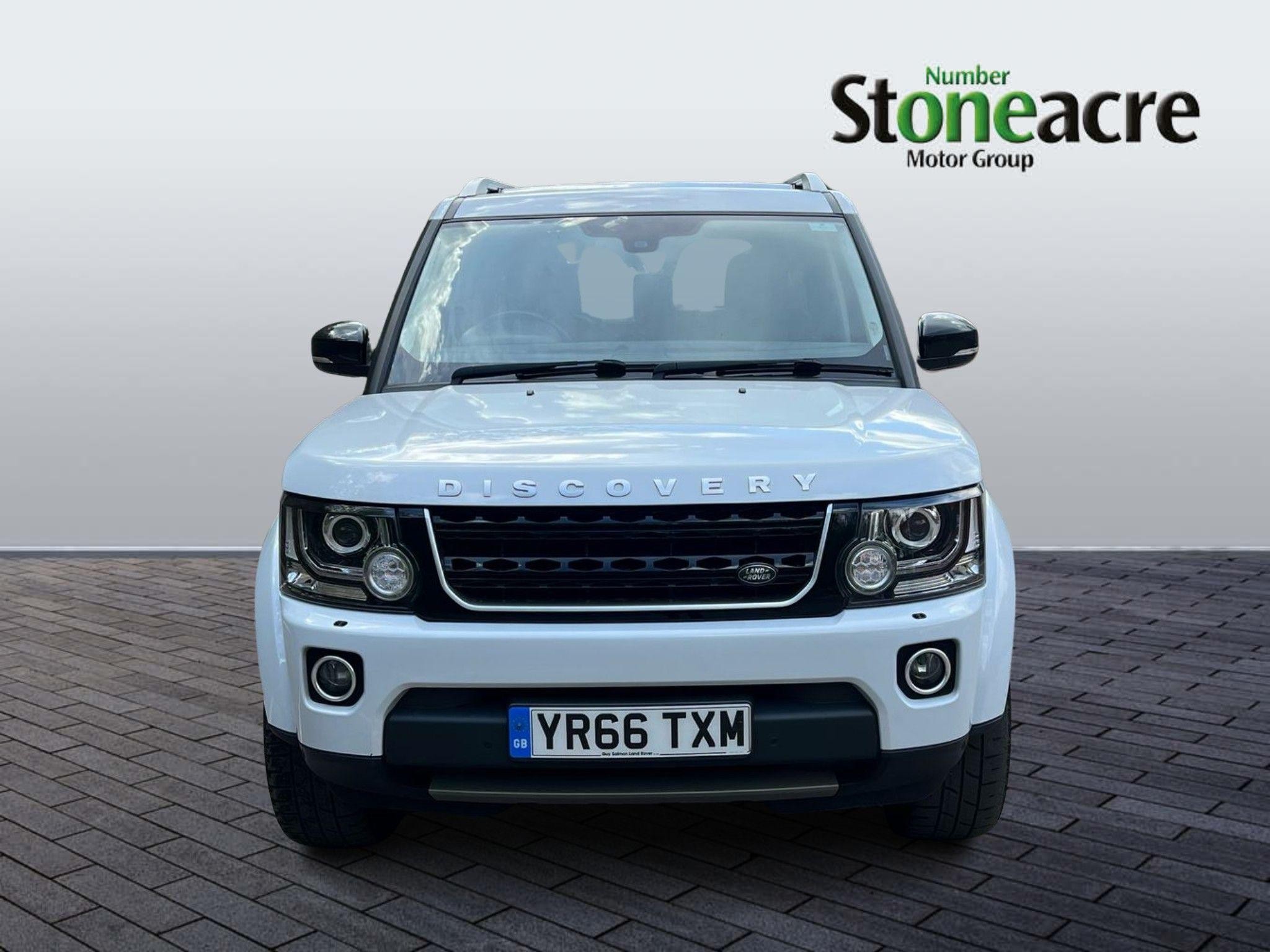 Land Rover Discovery 4 Image 2