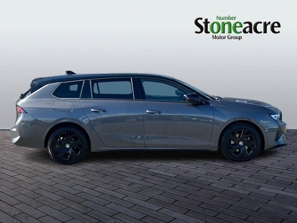 Vauxhall Astra Image 2