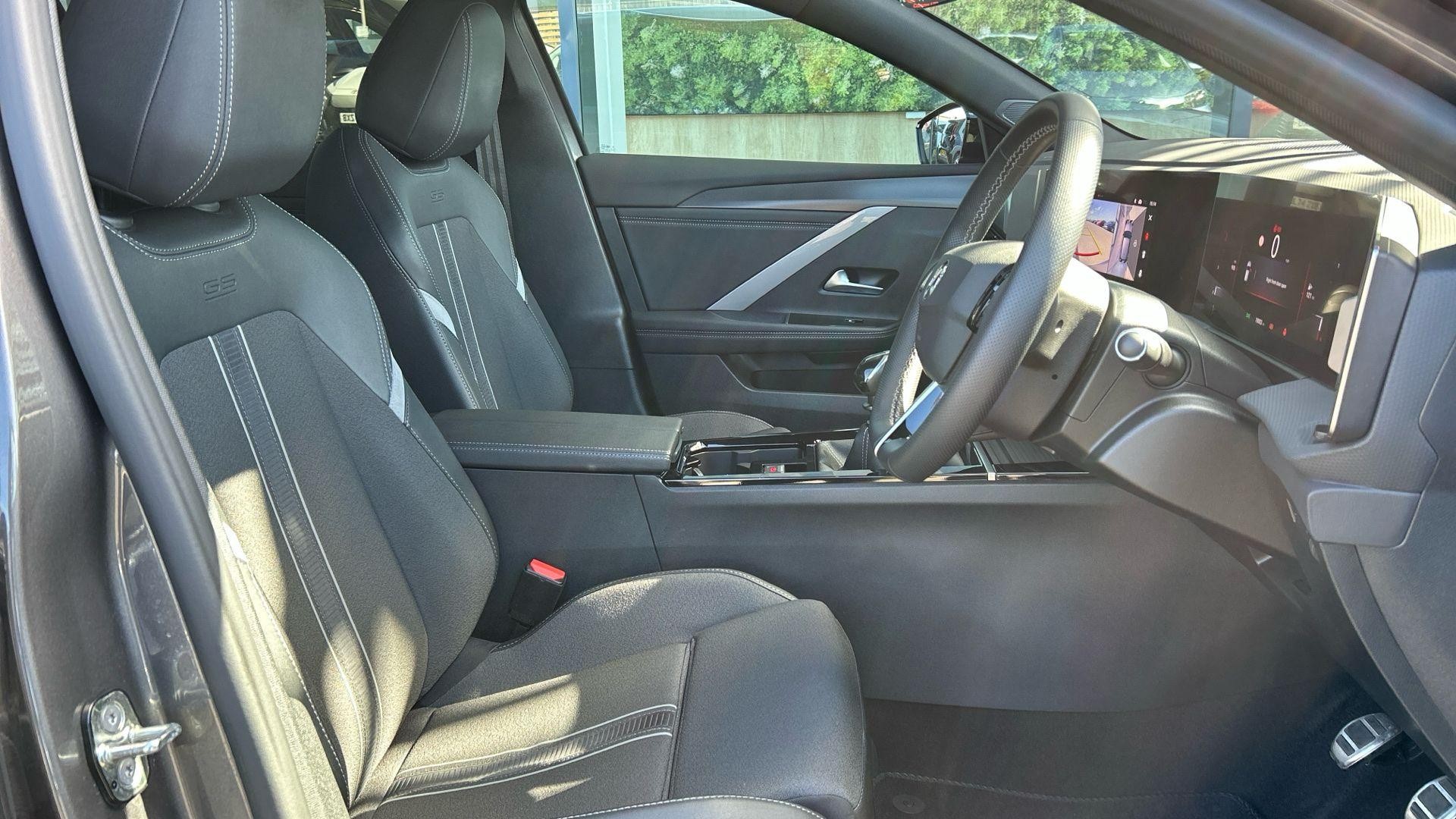 Vauxhall Astra Image 15