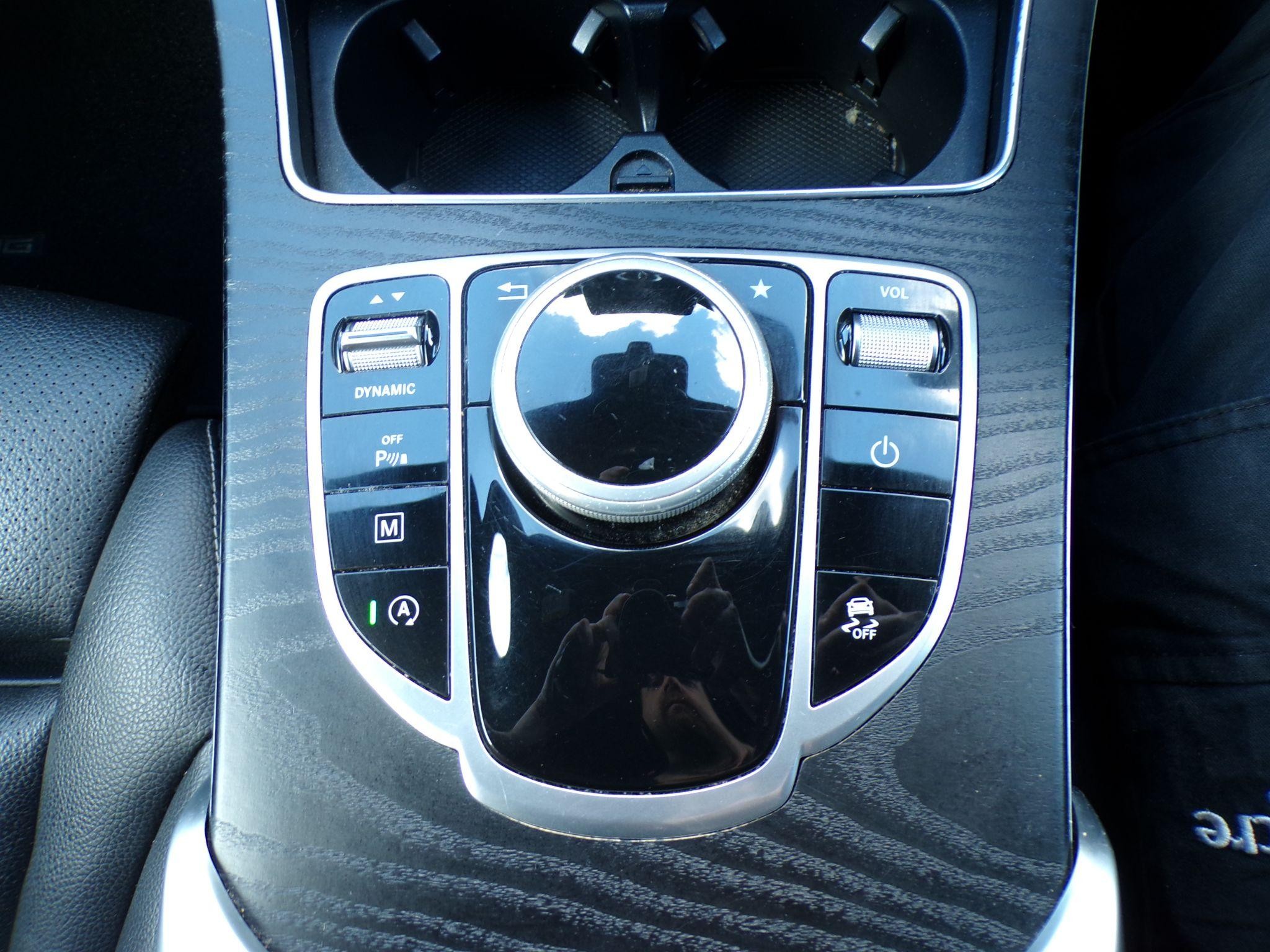 Mercedes-Benz GLC Image 14
