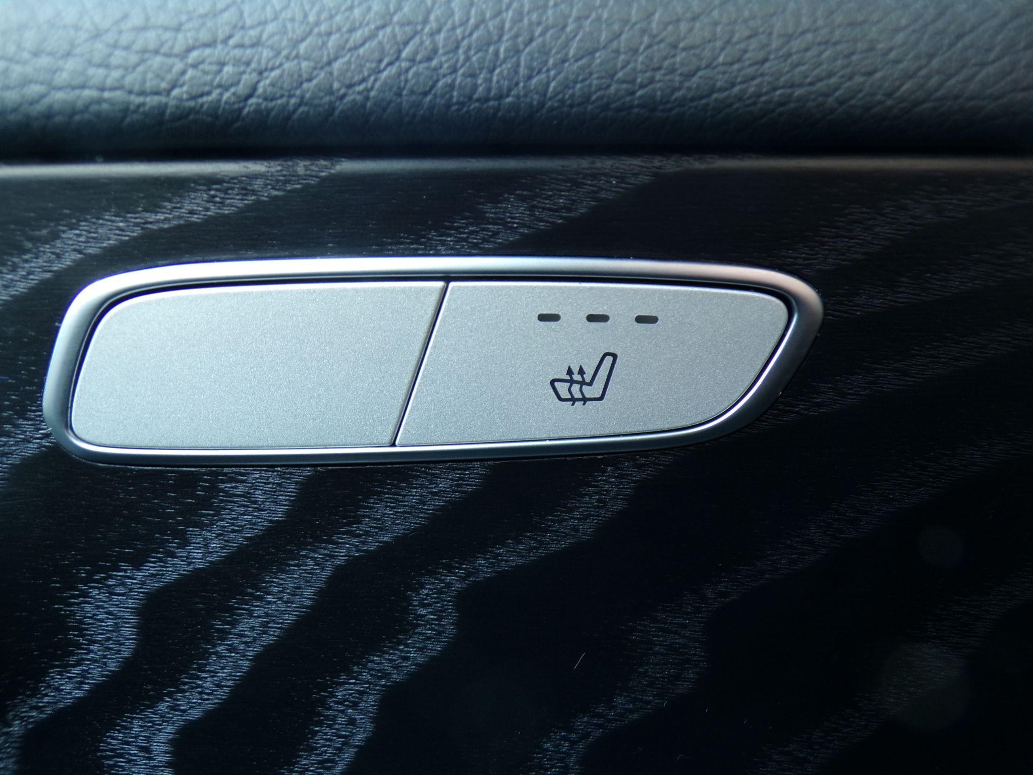 Mercedes-Benz GLC Image 15
