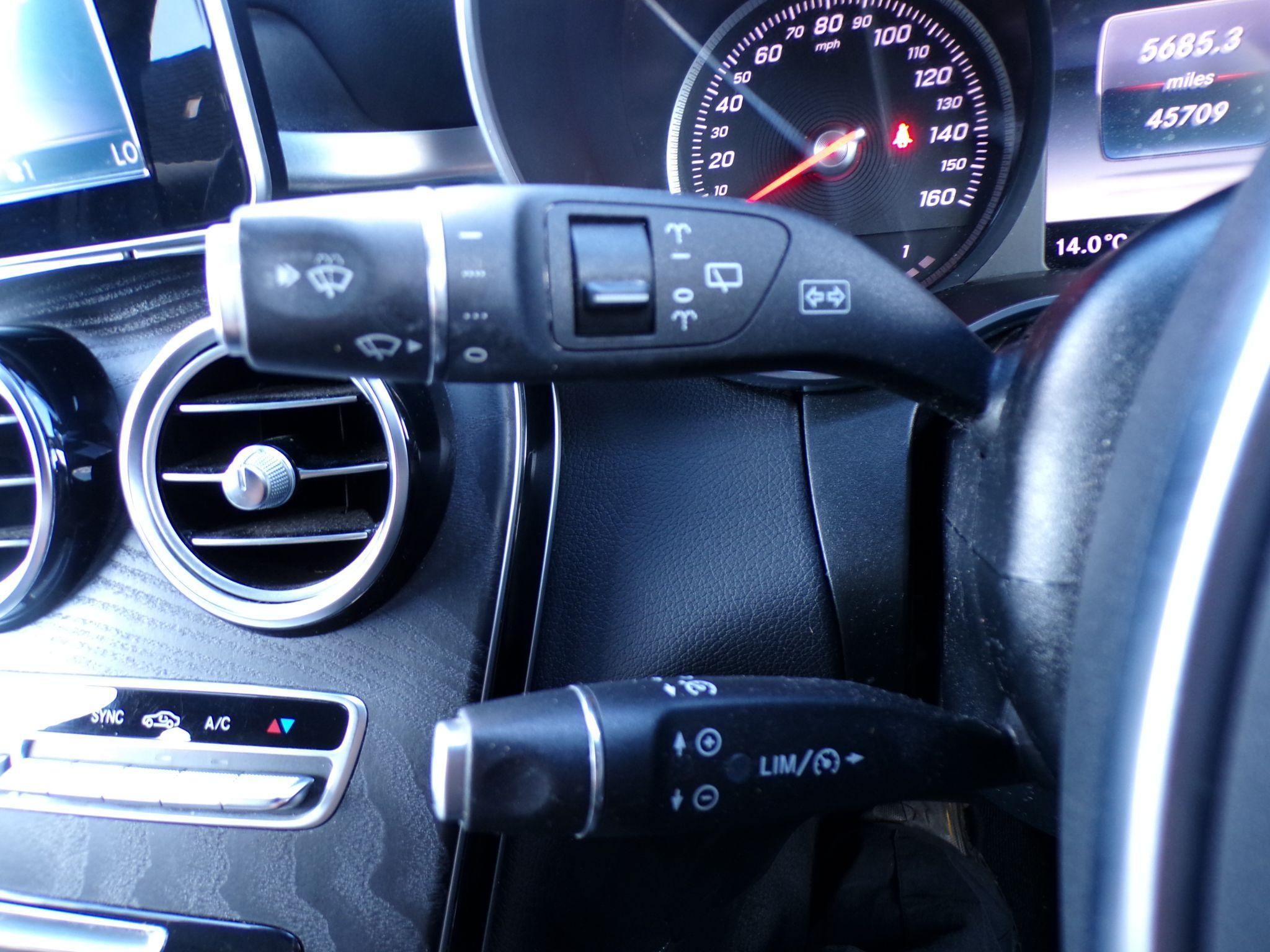 Mercedes-Benz GLC Image 20