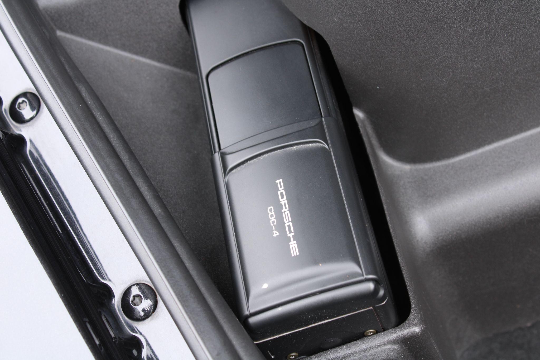 Porsche 911 Image 29