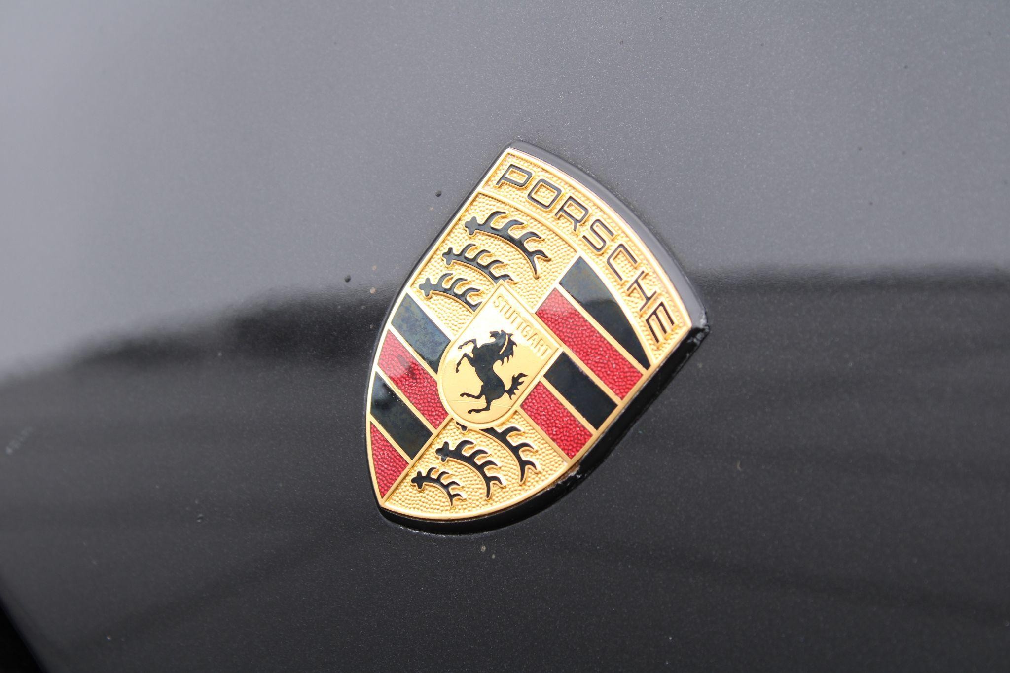 Porsche 911 Image 38