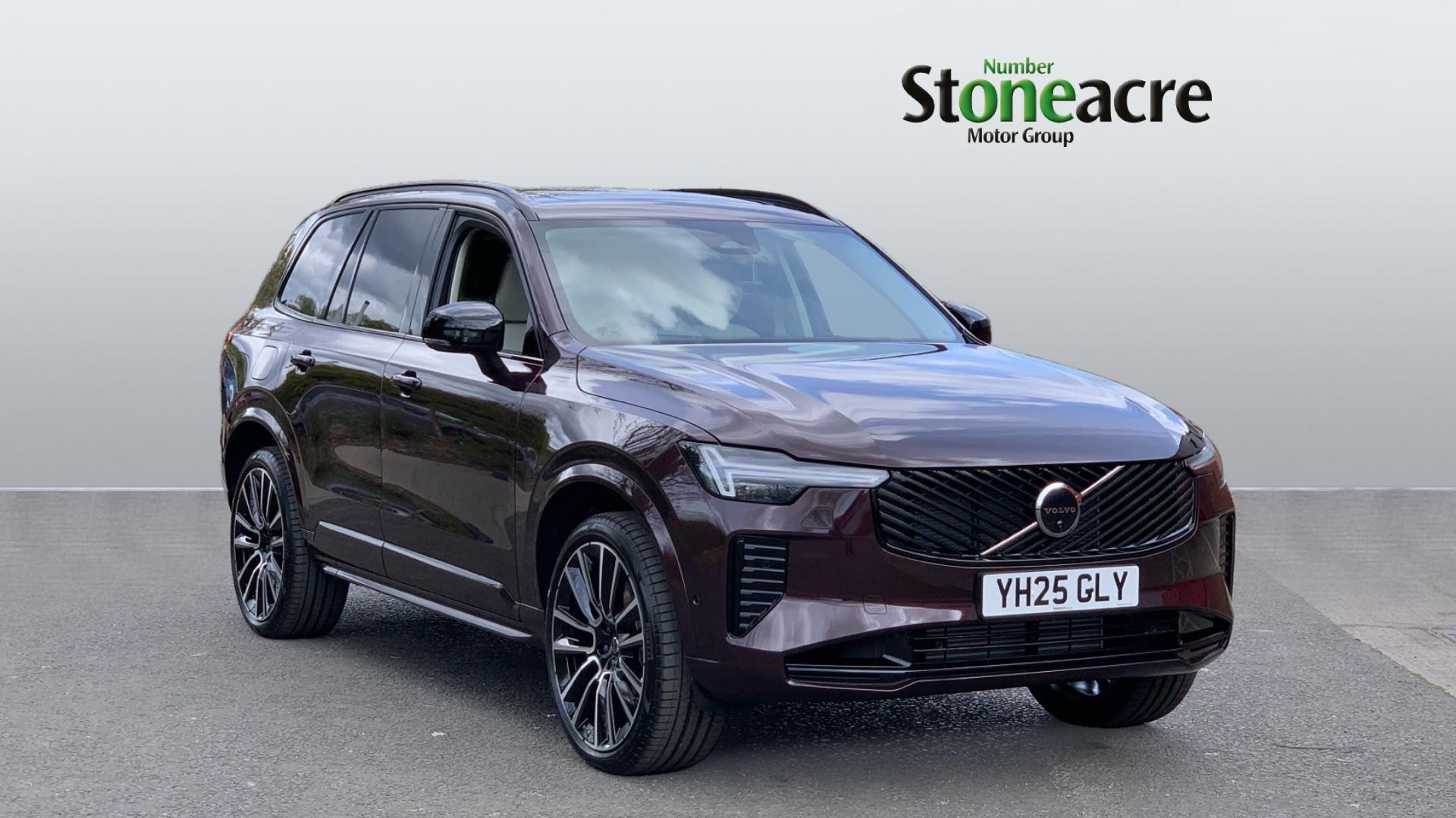 Volvo XC90 Image 1