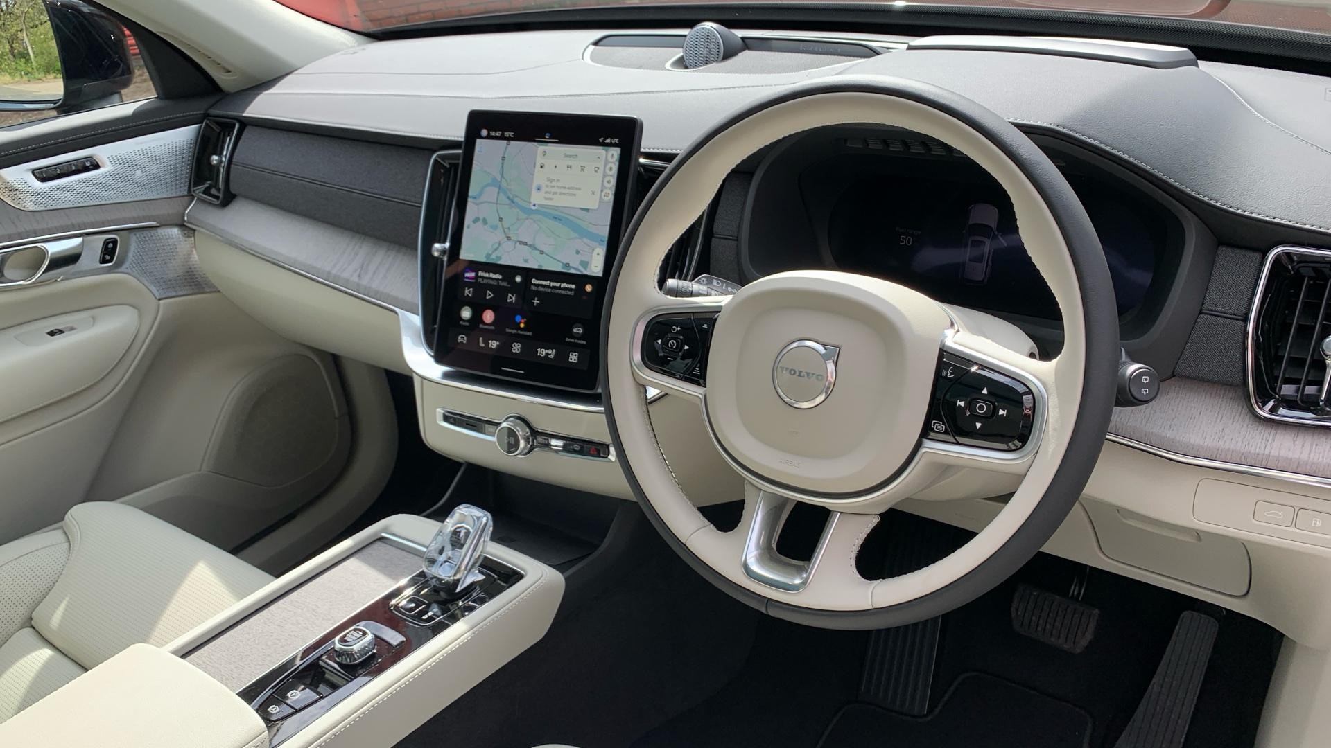Volvo XC90 Image 5