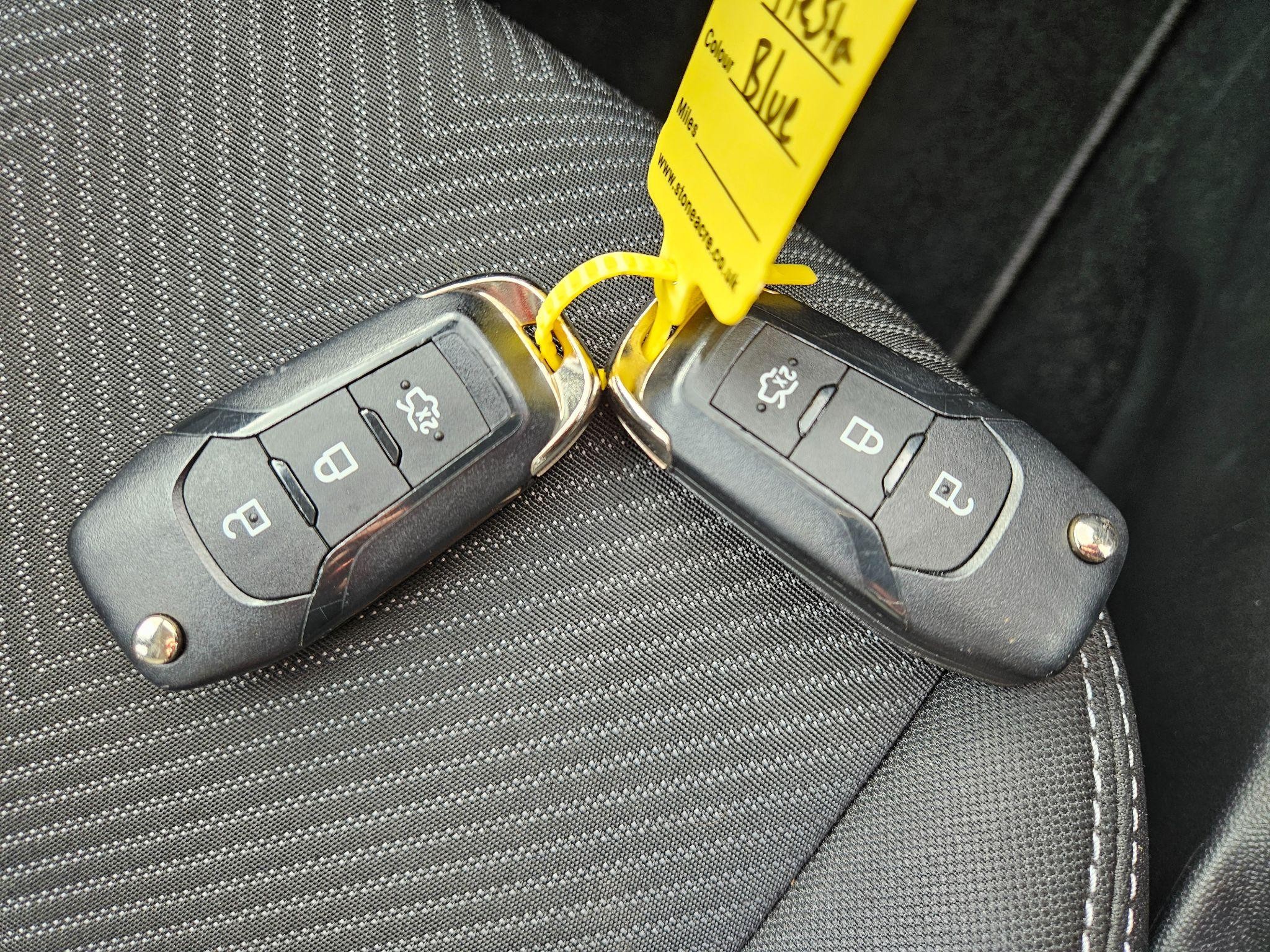 Ford Fiesta Image 19